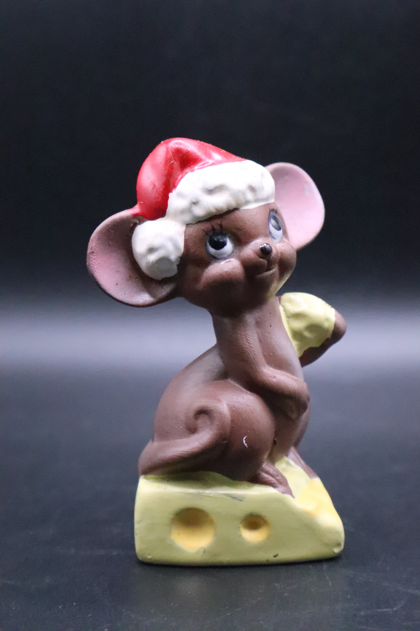 VINTAGE JOSEF ORIGINAL MOUSE WITH CHEESE