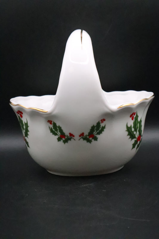CHRISTMAS HOLLY PORCELAIN BASKET