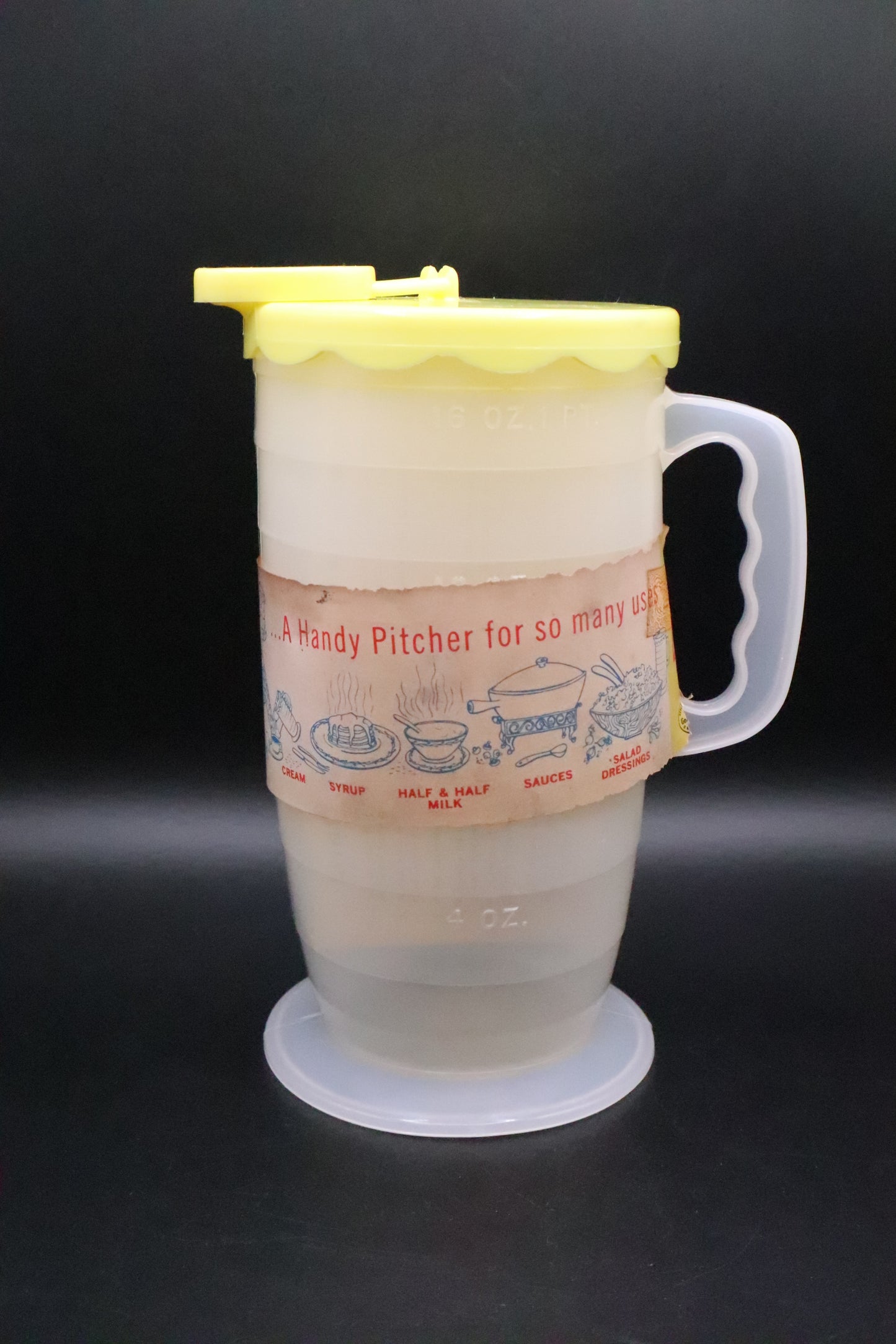 VINTAGE BLISSCRAFT OF HOLLYWOOD PITCHER WITH YELLOWTOP