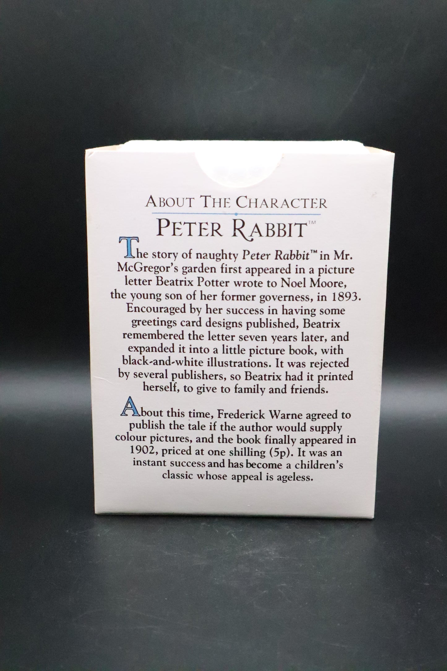 VINTAGE BORDER FINE ARTS WORLD OF BEATRIX POTTER "PETER RABBIT"