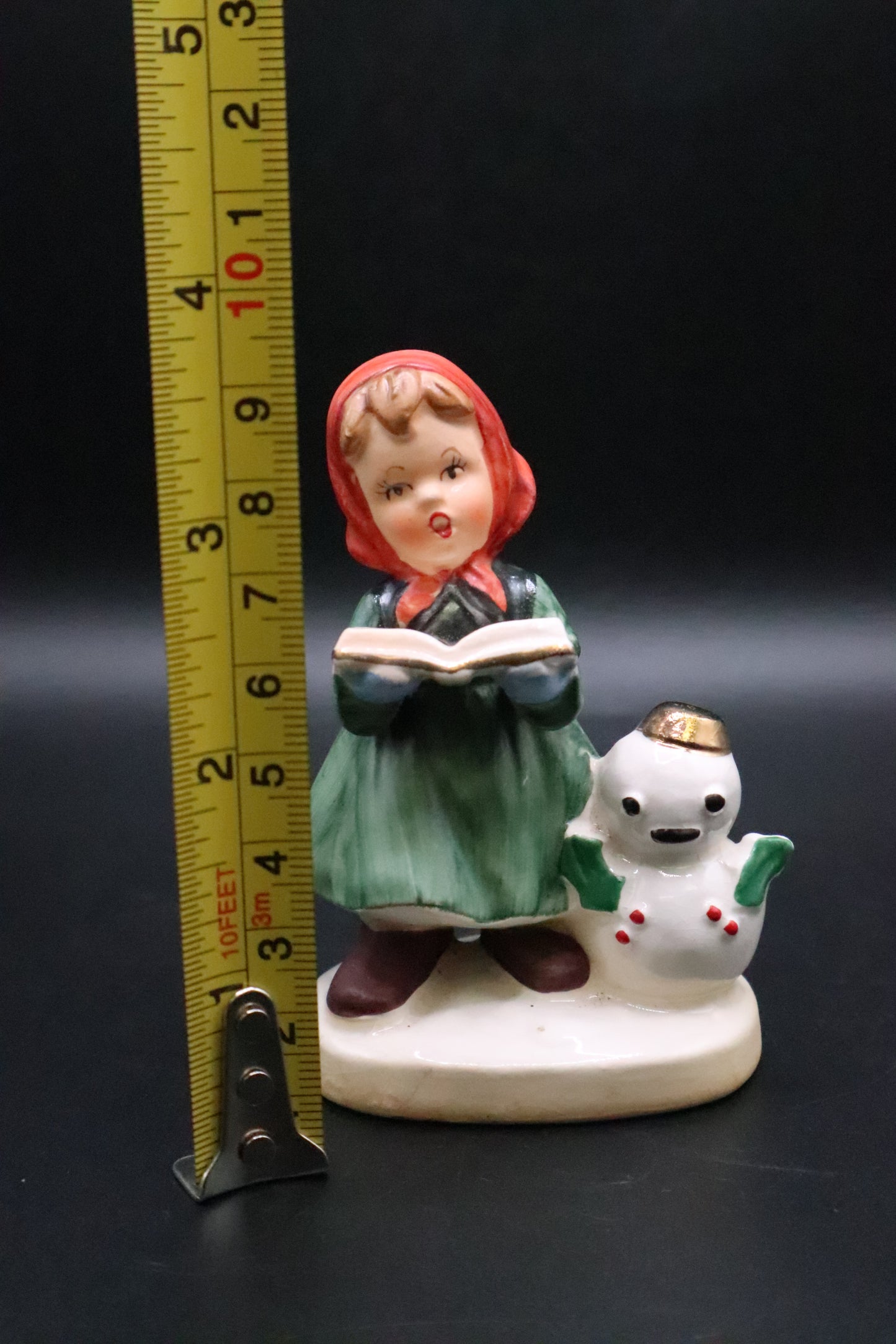 VINTAGE NAPCOWARE CHRISTMAS CAROLING GIRL W/SNOWMAN FIGURINE