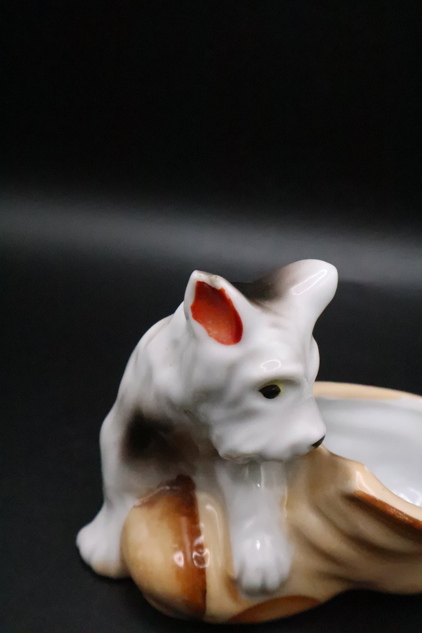 VINTAGE SCHNAUZER CERAMIC PLANTER MADE IN JAPAN (AS IS )