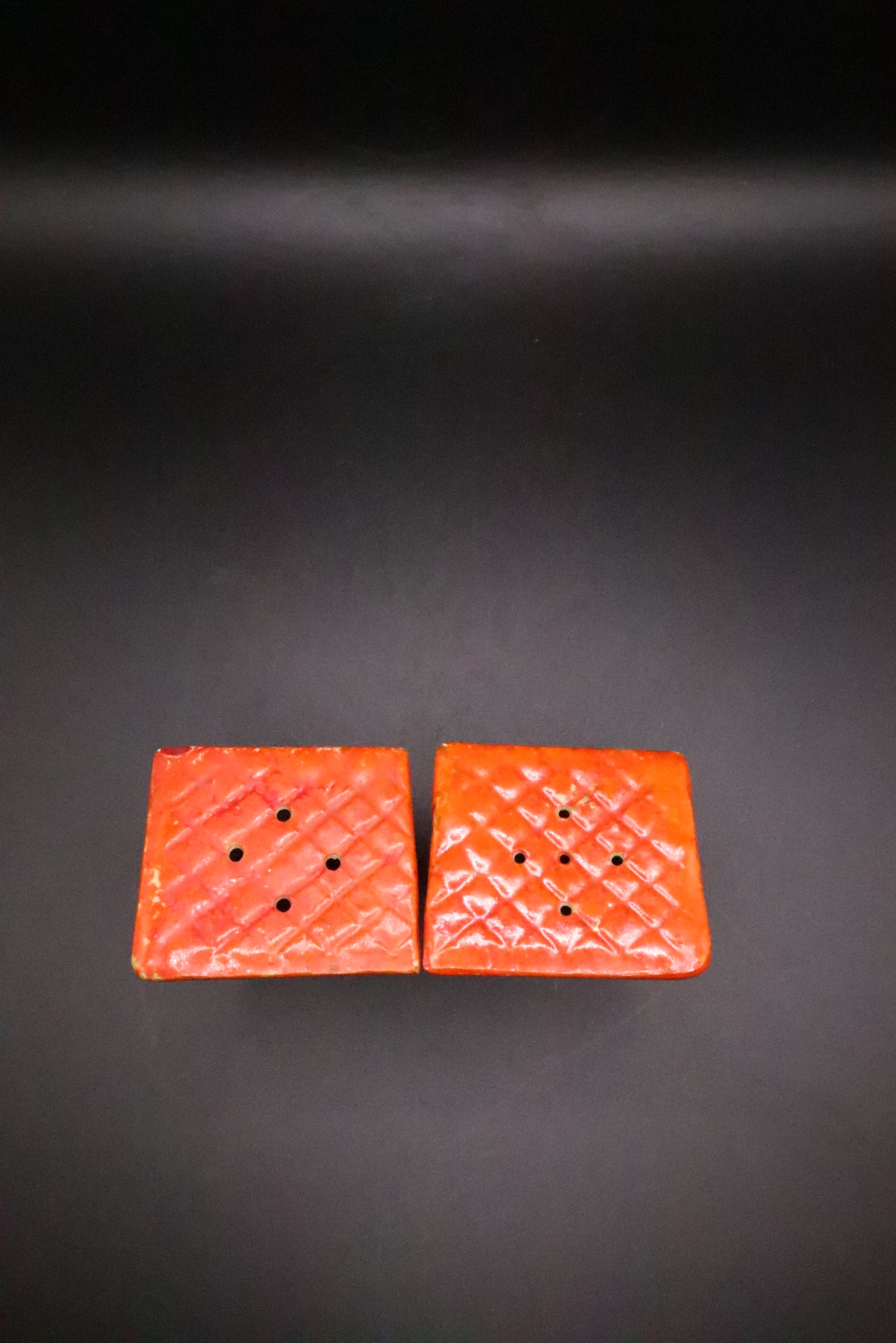 VINTAGE VICTORIA OUTHOUSE C I'M FULL OF SALT AND PEPPER SHAKERS