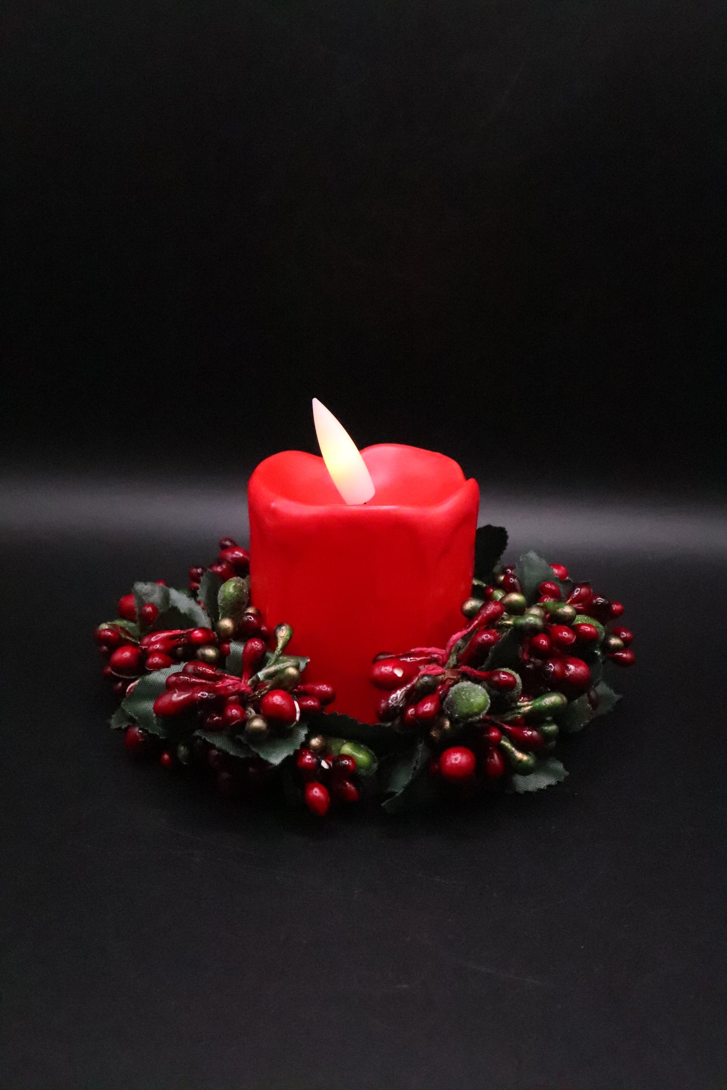 6" CHRISTMAS CANDLE RING WREATH