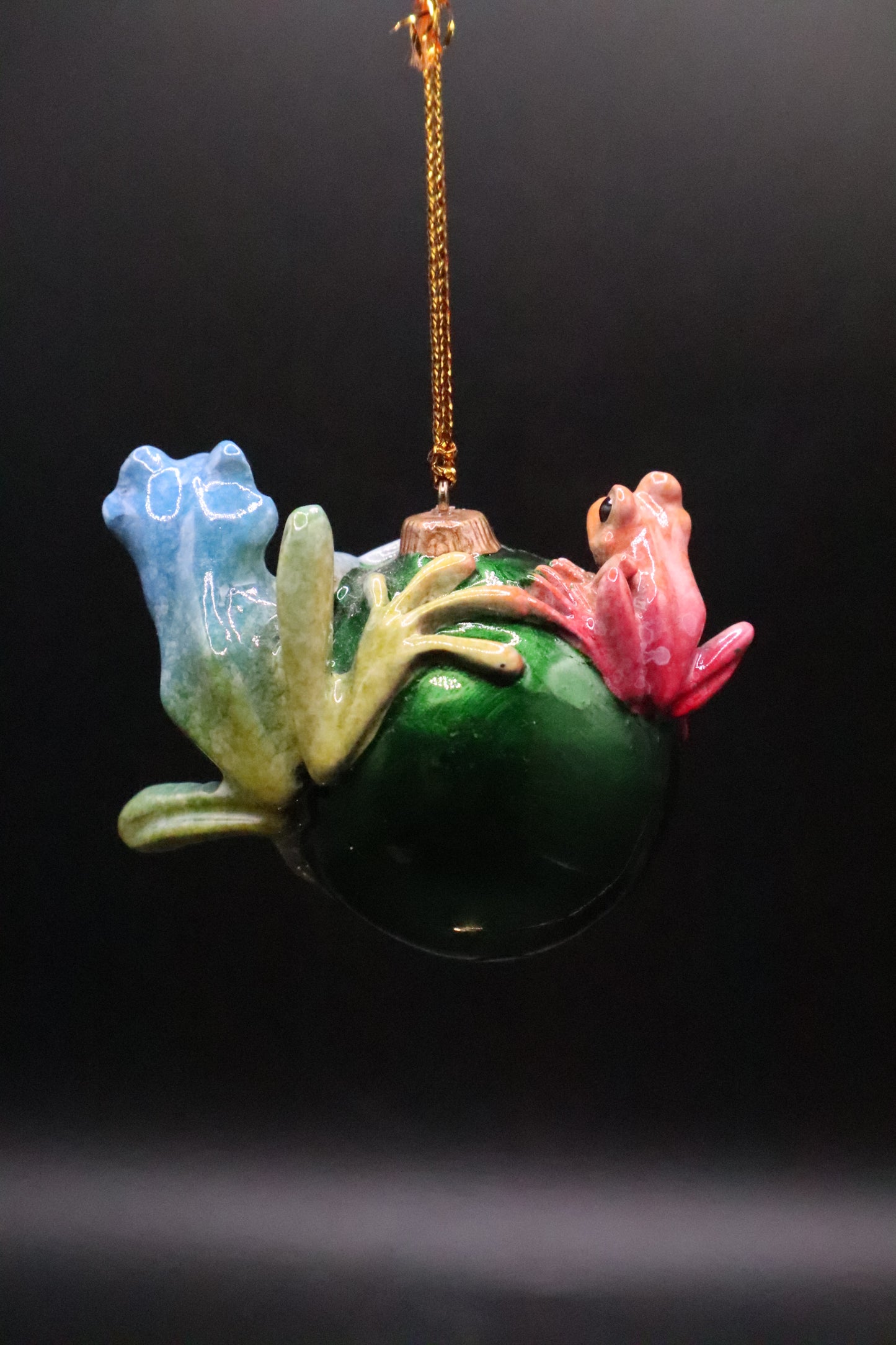 KITTY'S CRITTERS FROG ORNAMENT