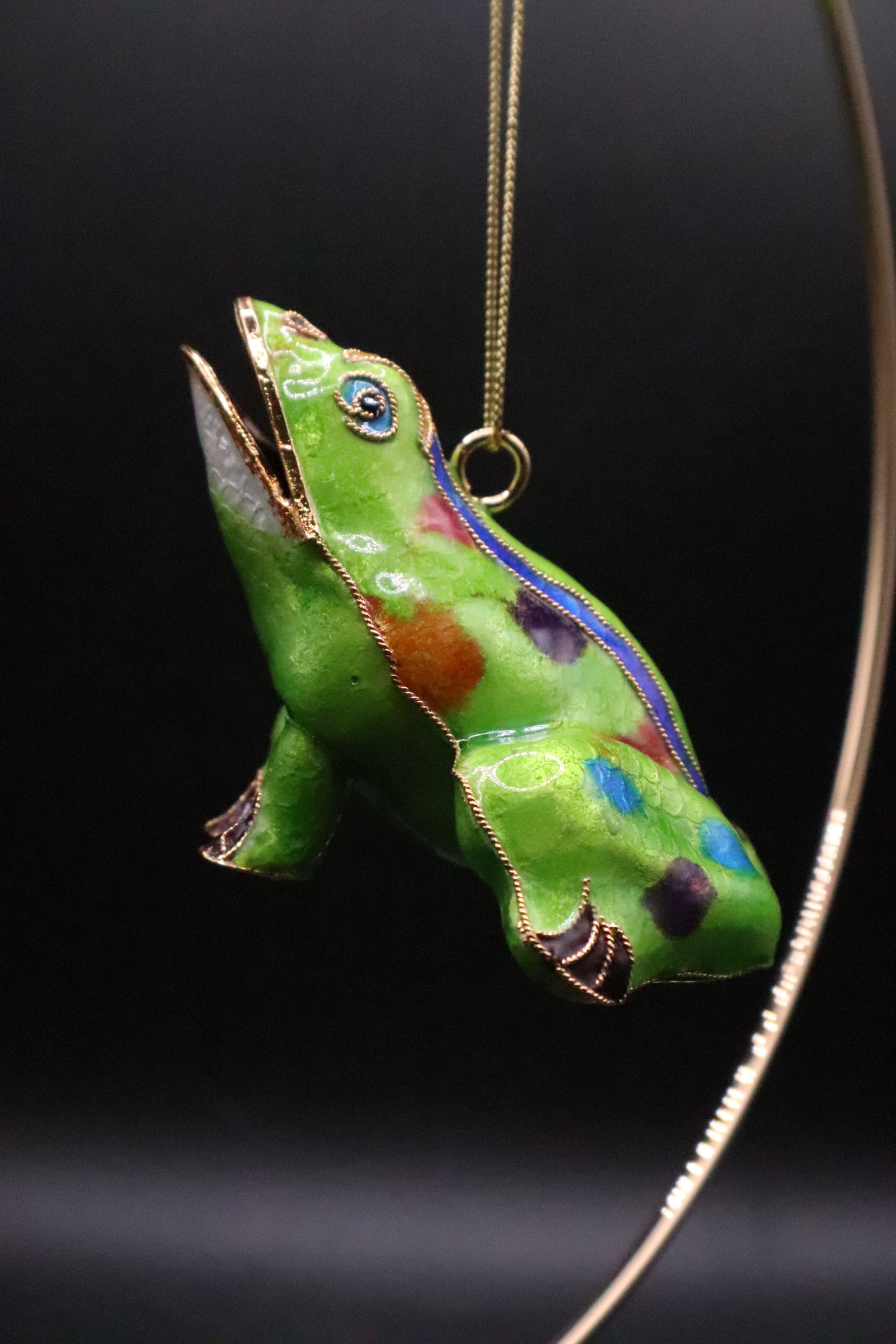 CLOISONNE ENAMEL FROG ORNAMENT