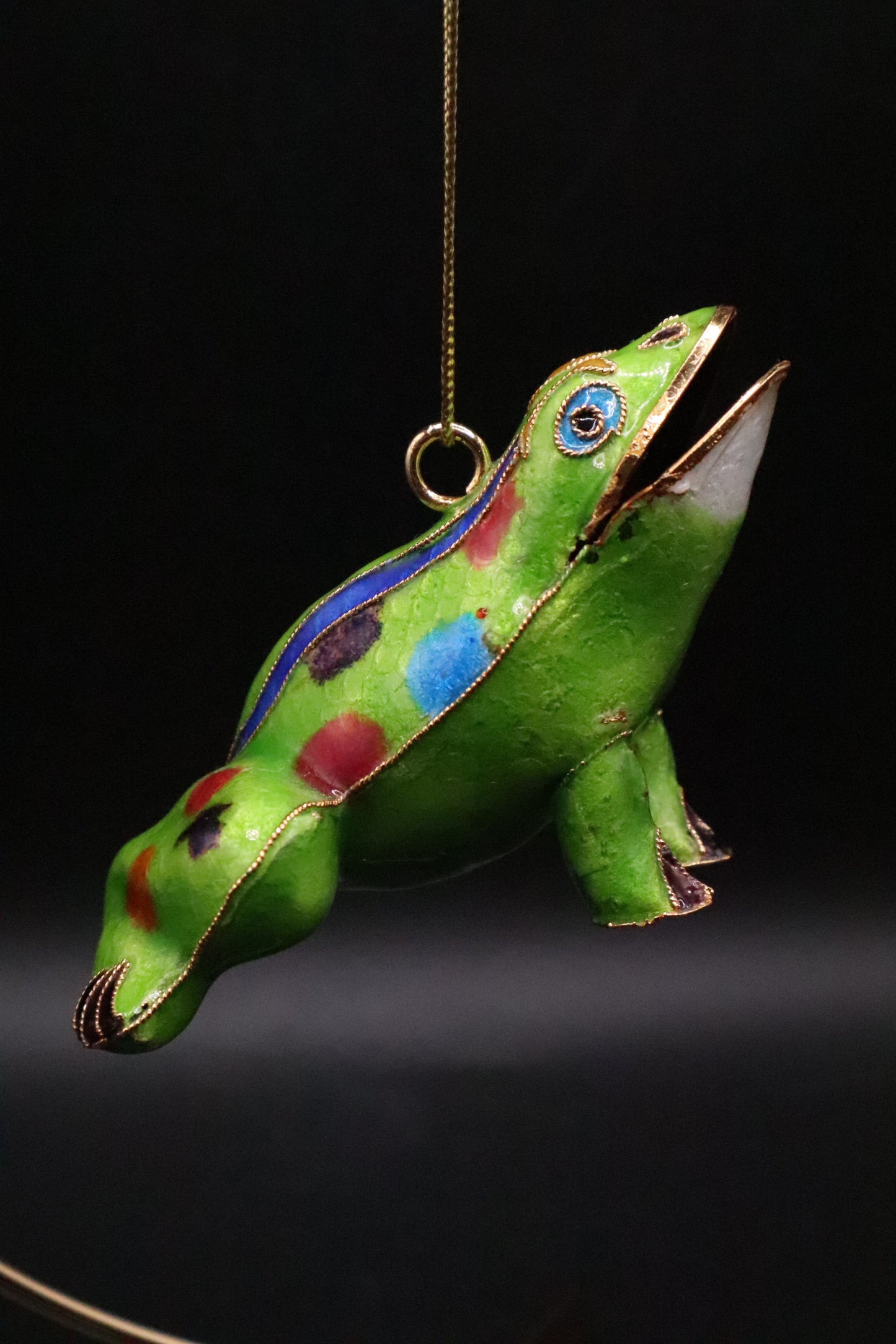 CLOISONNE ENAMEL FROG ORNAMENT