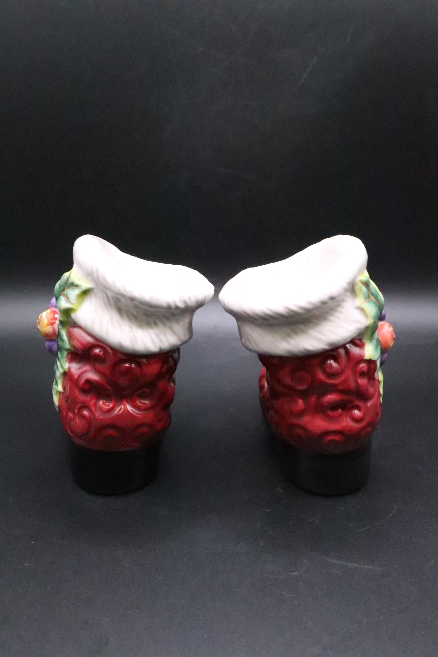 FITZ & FLOYD SANTA BOOTS SALT & PEPPER SHAKERS