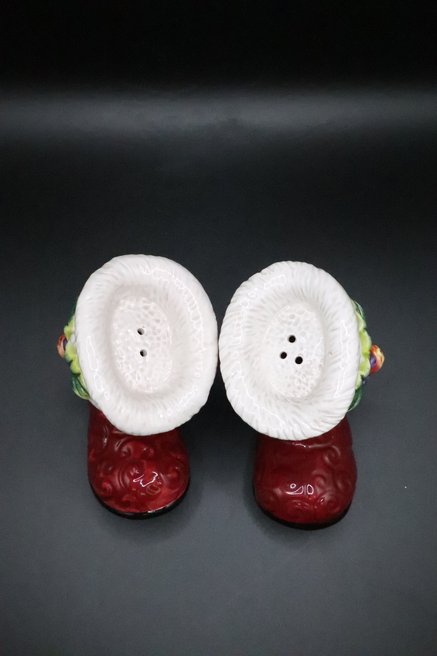 FITZ & FLOYD SANTA BOOTS SALT & PEPPER SHAKERS