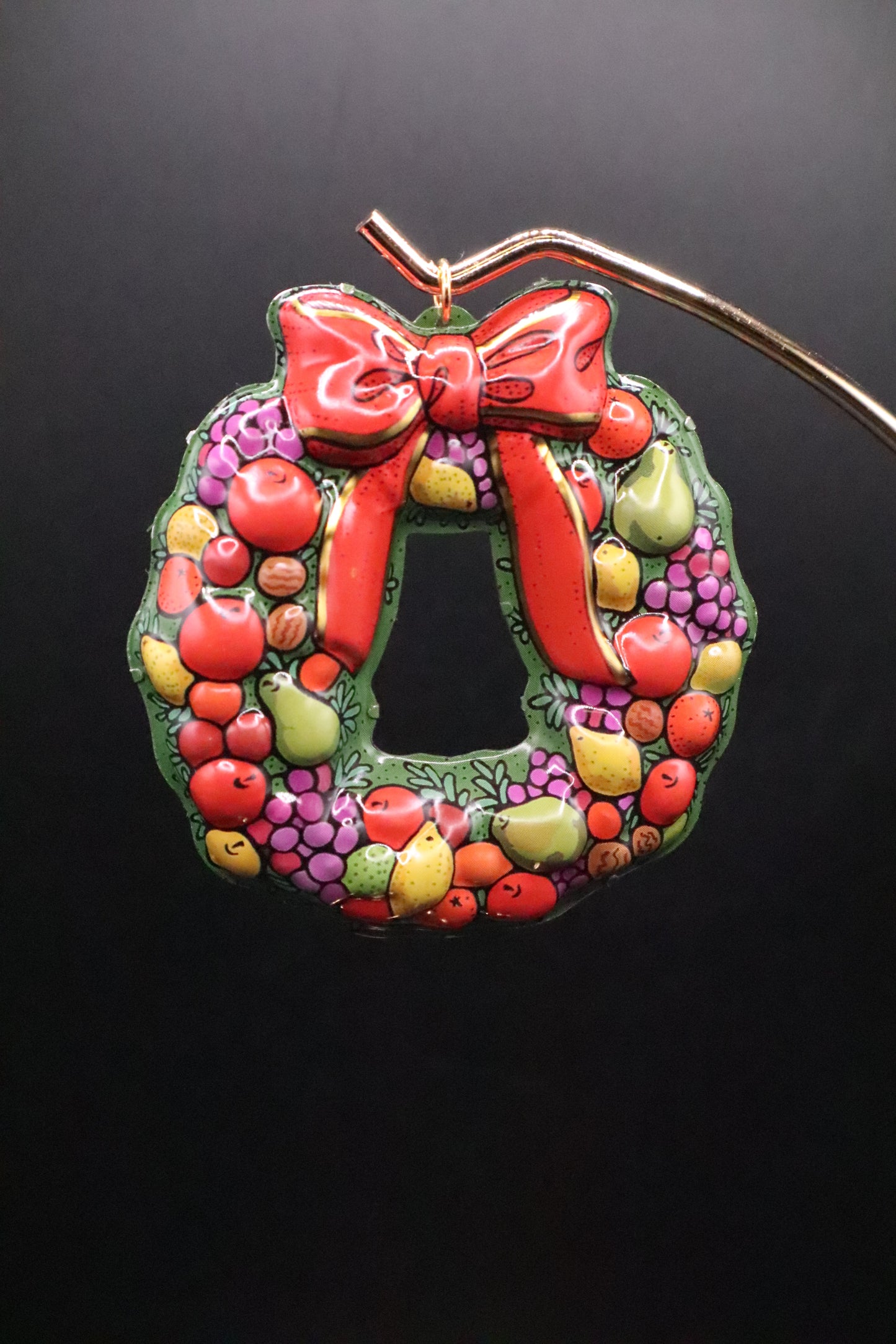 KEEPSAKE CHRISTMAS WREATH ORNAMENT