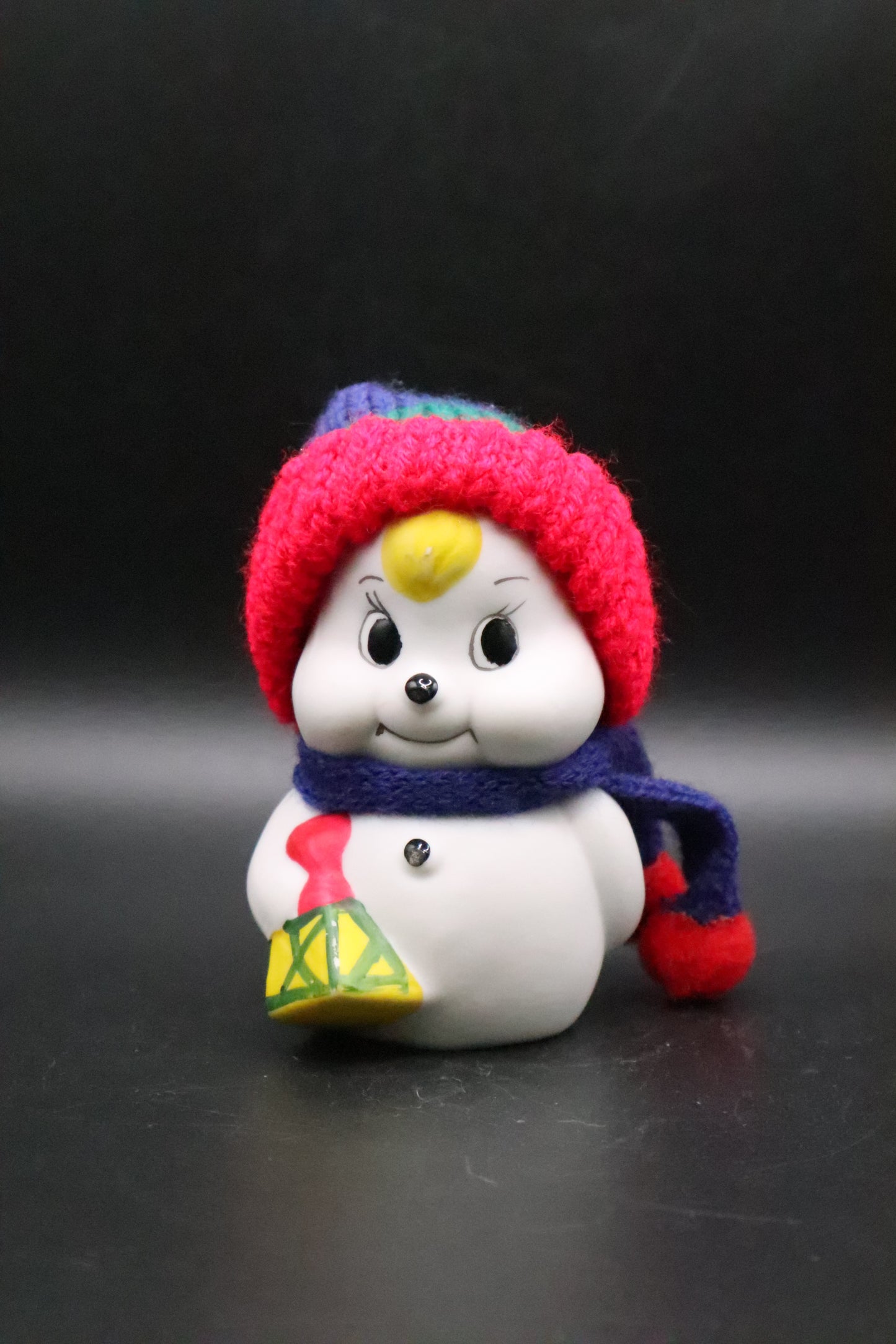 VINTAGE GIFT CO INC. SNOWBELLS BISQUE