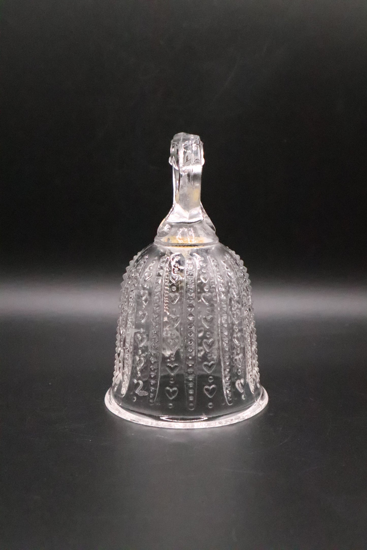 VINTAGE 1984 TREASURED HEARTS FOSTORIA AVON EXCLUSIVE CLEAR GLASS