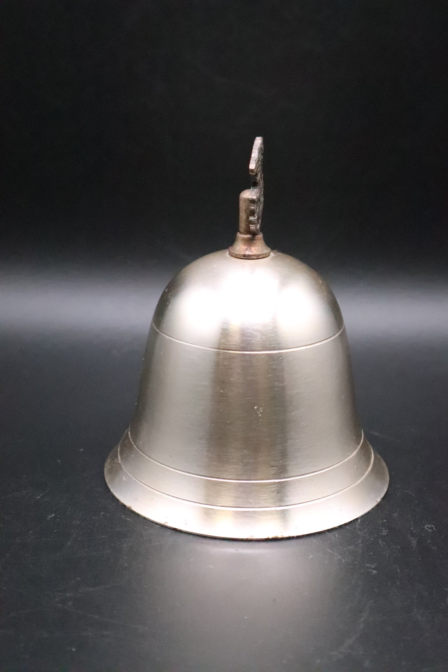 VINTAGE SILVER PLATED ARUBA "DIVI-DIVI TREE" SOUVENIR BELL