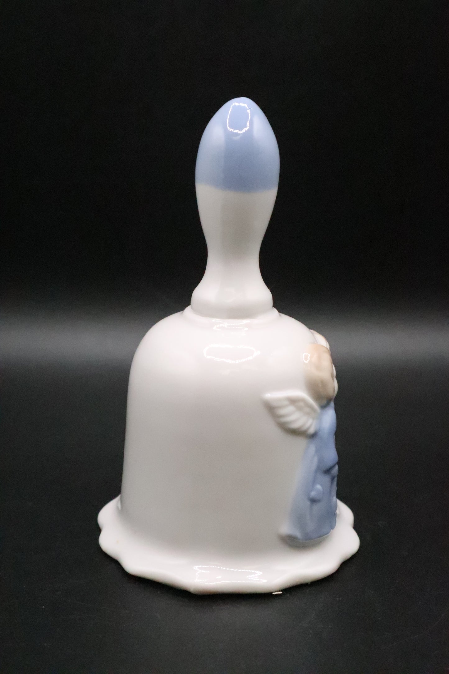 VINTAGE TREASURE MASTERS KISSING ANGELS CERAMIC BELL