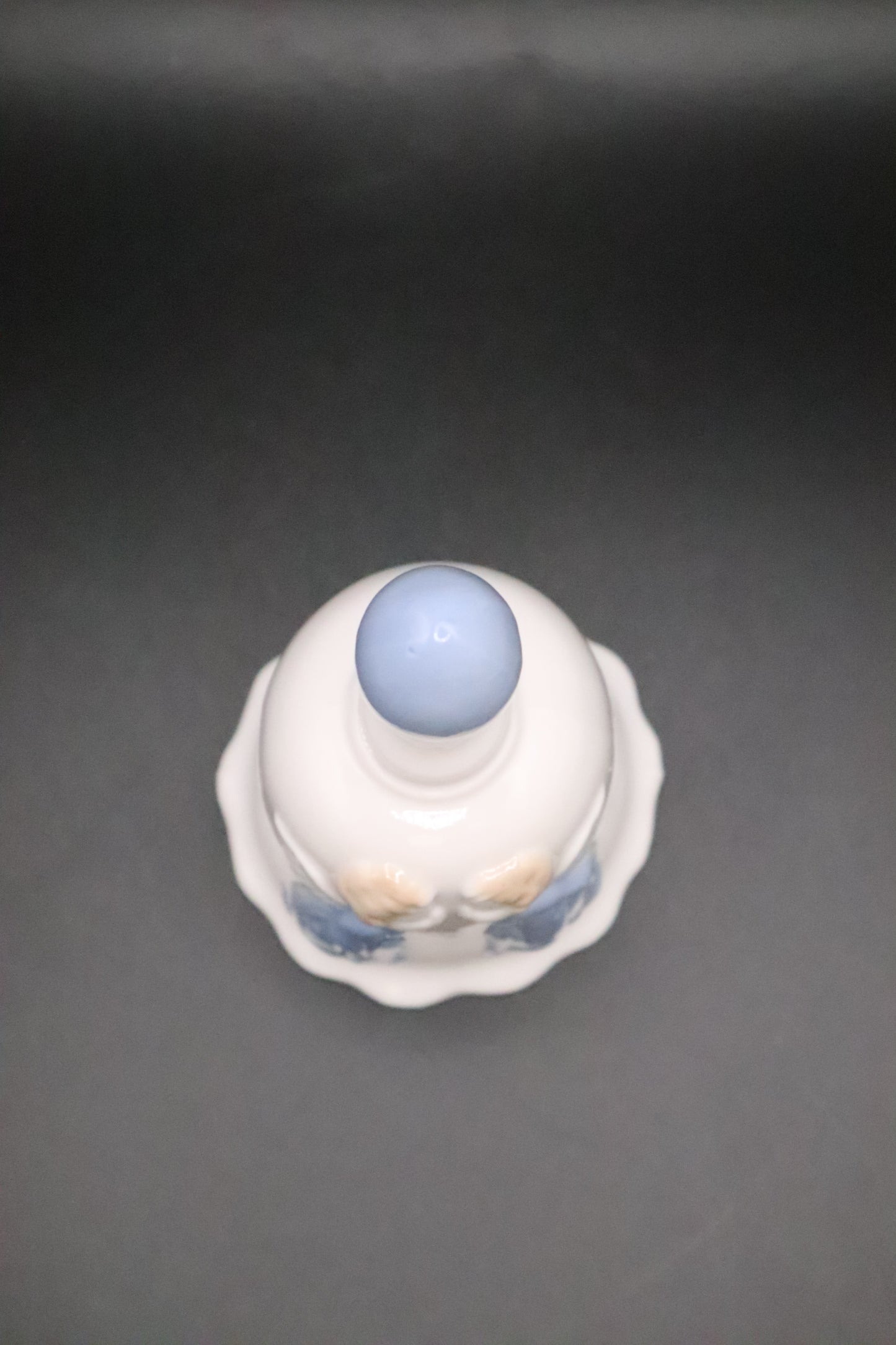 VINTAGE TREASURE MASTERS KISSING ANGELS CERAMIC BELL