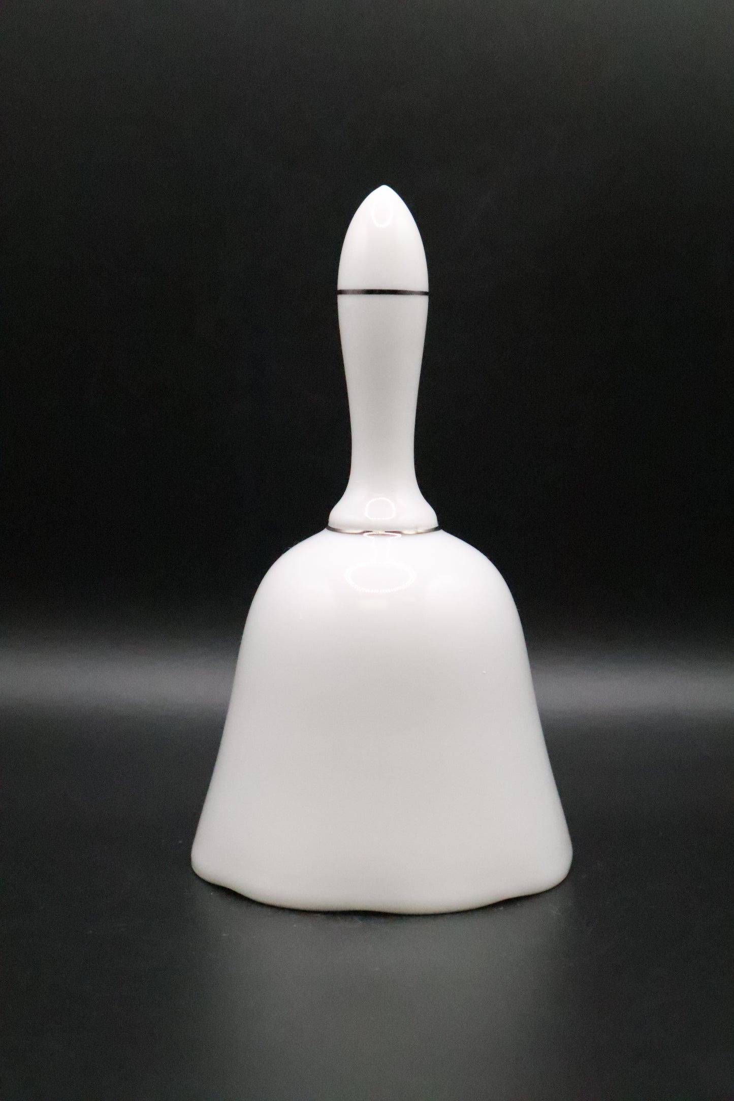 VINTAGE PORCELAIN 25TH ANNIVERSARY BELL TREASURE MASTER ROMANCE ROSE COLLECTION