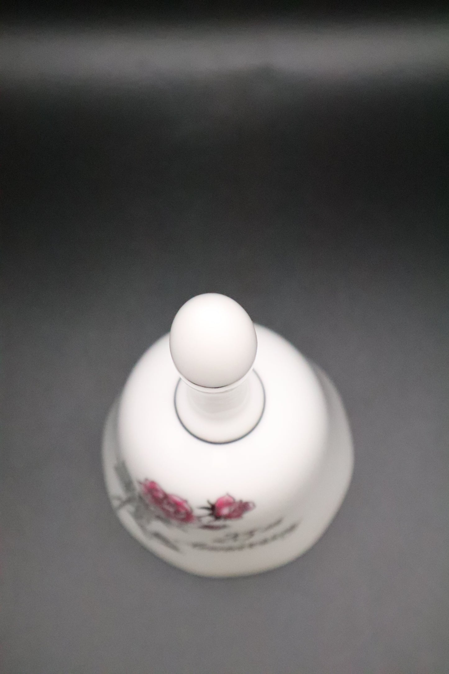 VINTAGE PORCELAIN 25TH ANNIVERSARY BELL TREASURE MASTER ROMANCE ROSE COLLECTION
