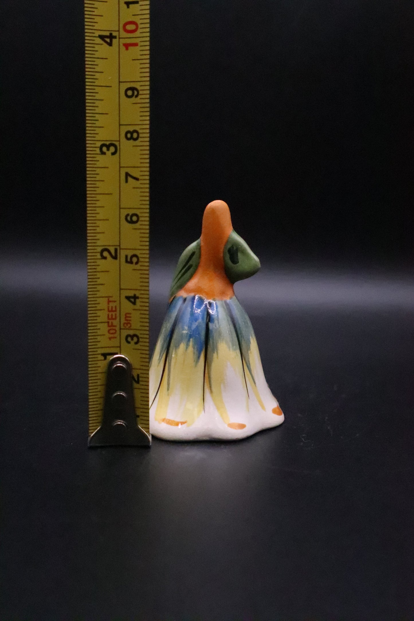 VINTAGE HAND PAINTED CERAMIC LILY FLOWER BLOSSOM BELL