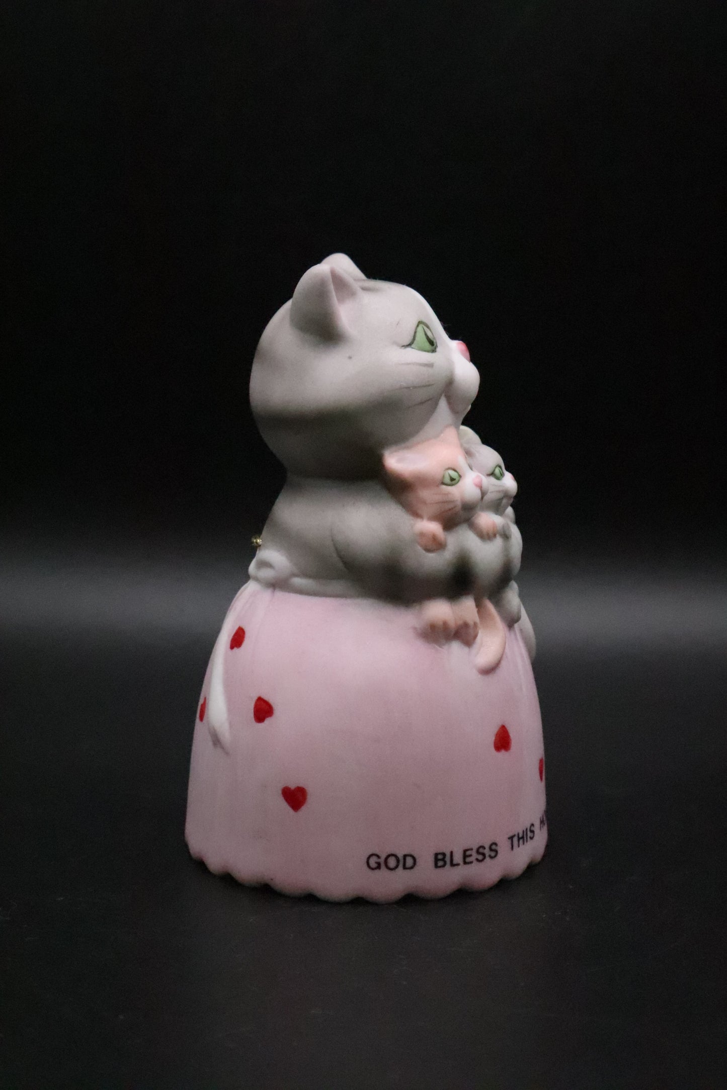 VINTAGE BISQUE MOMMA KITTY HOLDING 3 BABY KITTIES BELL