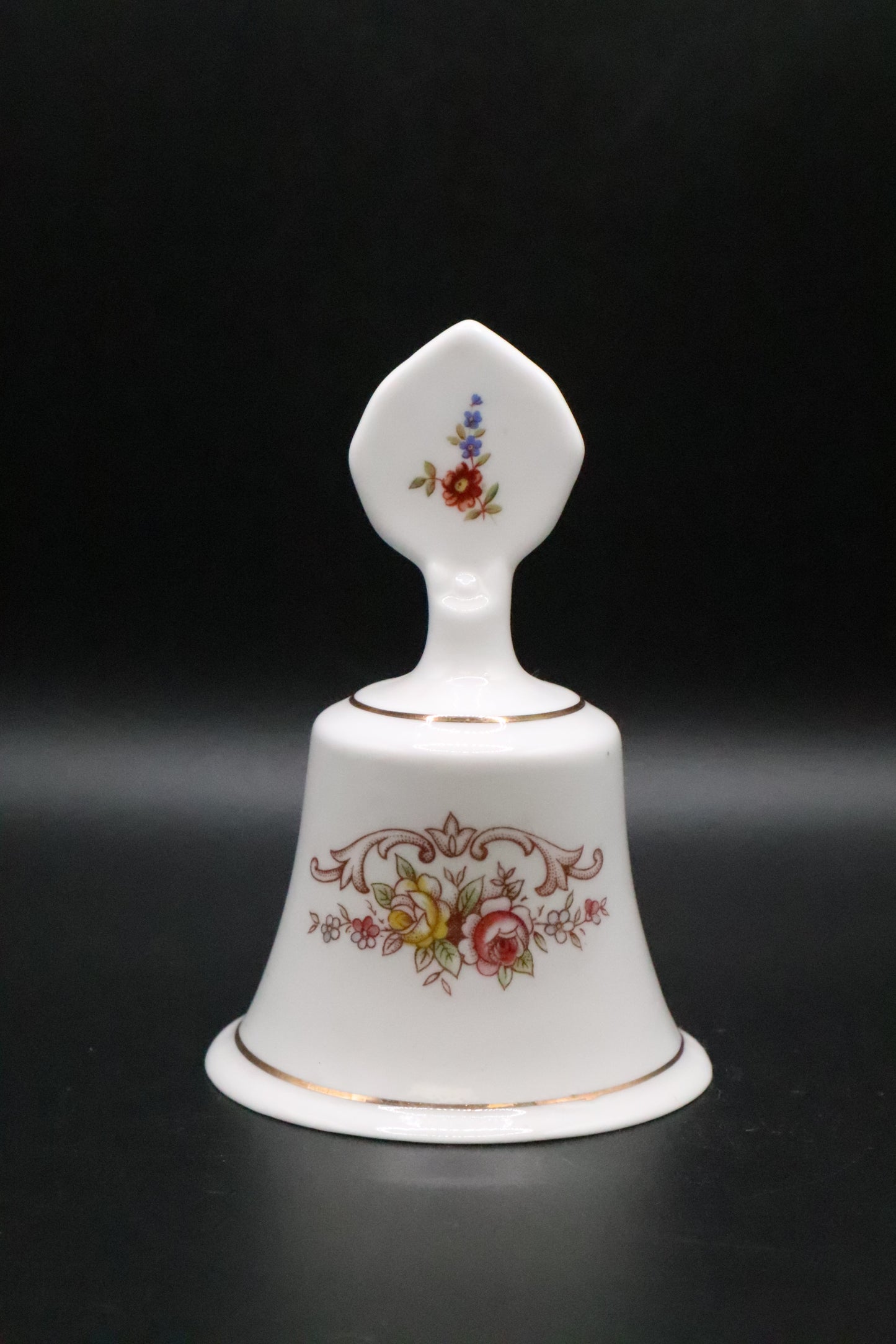 VINTAGE STAFFORDSHINE FINE BONE CHINA MADE IN ENGLAND BELL