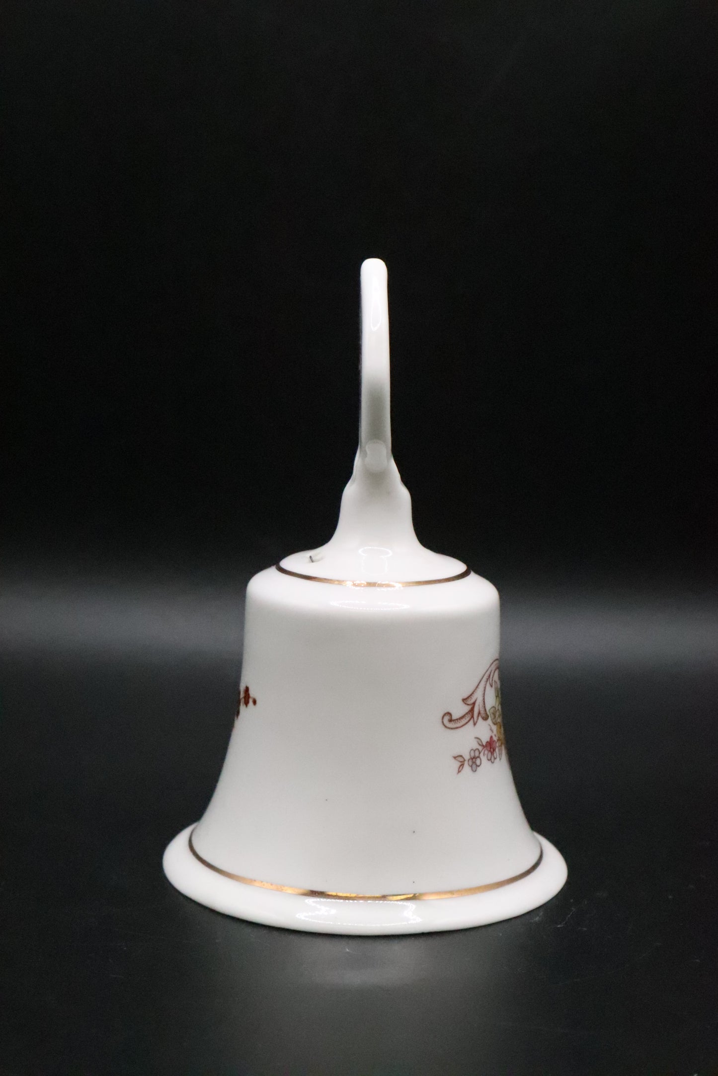 VINTAGE STAFFORDSHINE FINE BONE CHINA MADE IN ENGLAND BELL