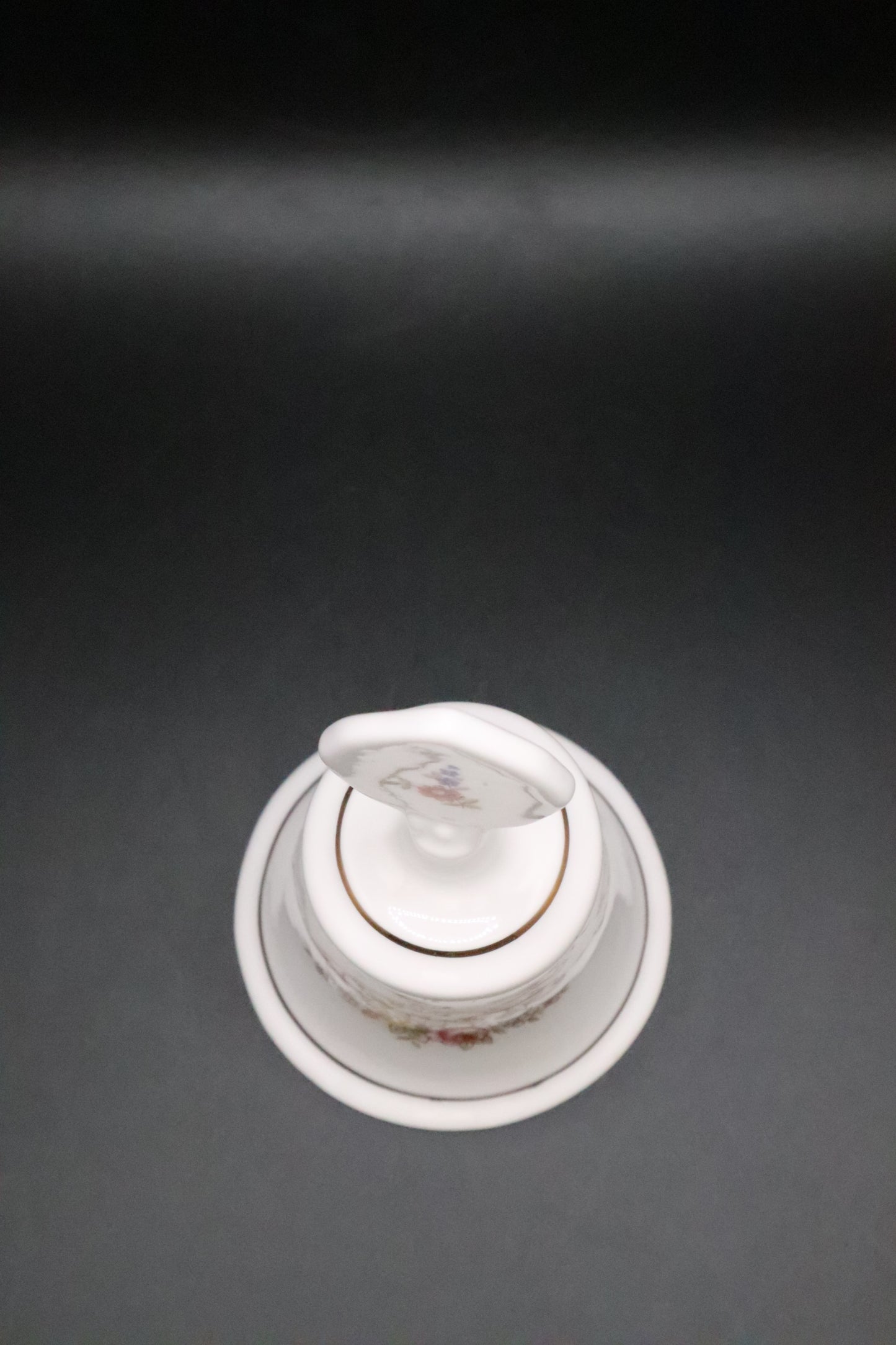 VINTAGE STAFFORDSHINE FINE BONE CHINA MADE IN ENGLAND BELL