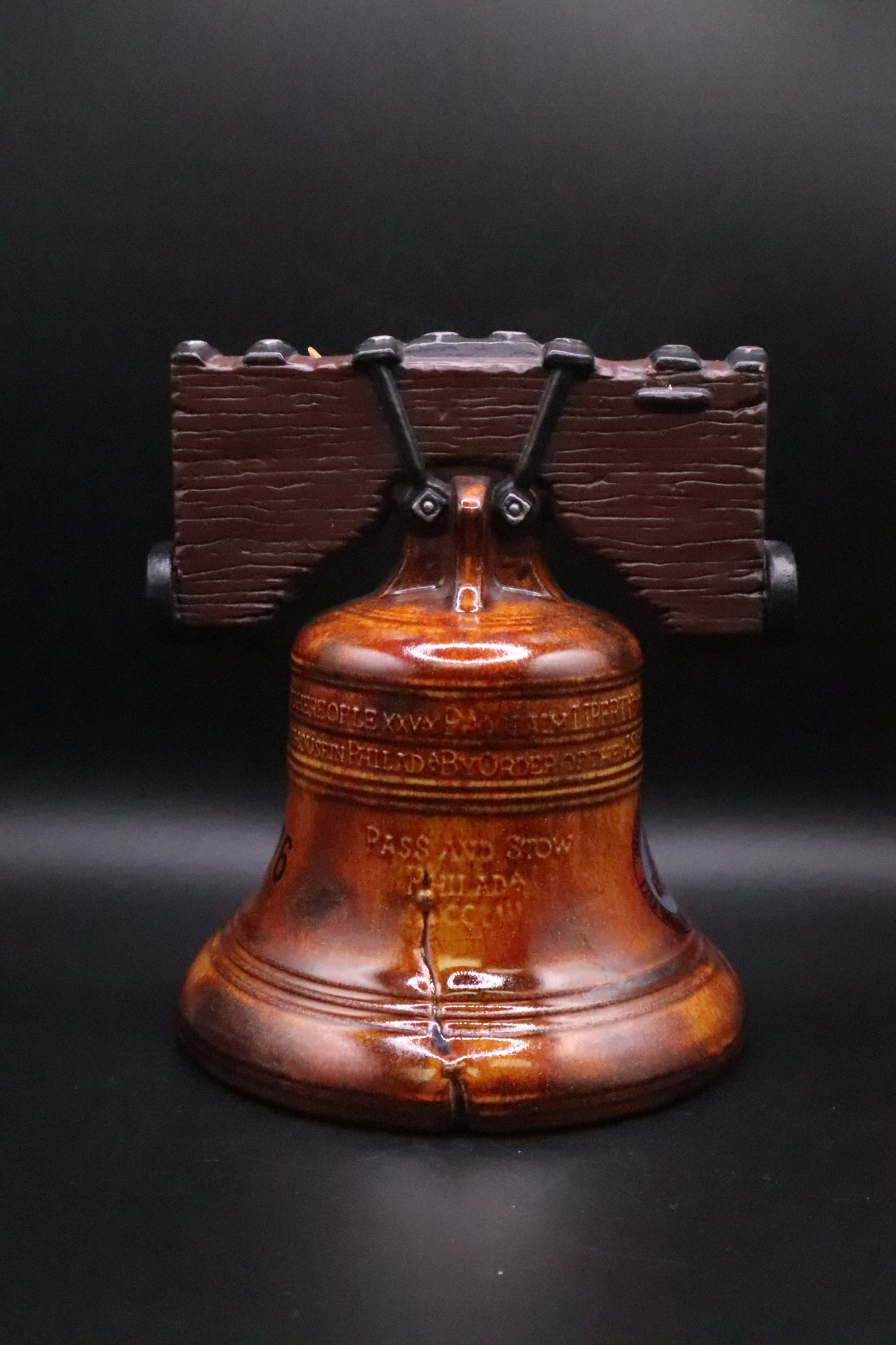 VINTAGE NORLEANS CERAMIC BELL SPIRIT OF 76 LIBERTY BELL