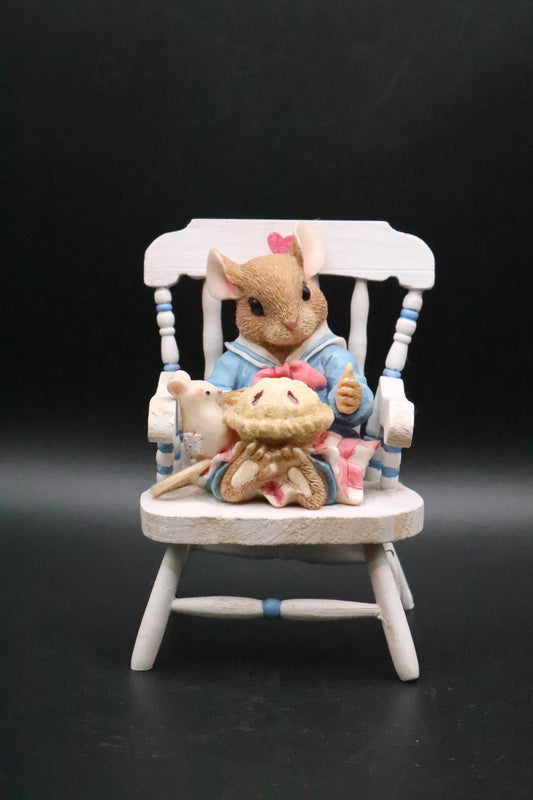 VINTAGE LITTLE JACK HORNER MOUSE WITH PIE