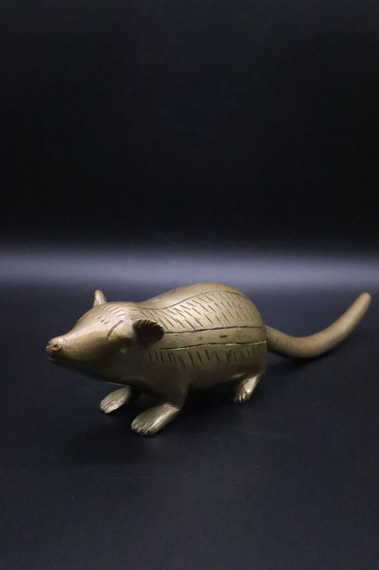 VINTAGE ETCHED BRASS MOUSE