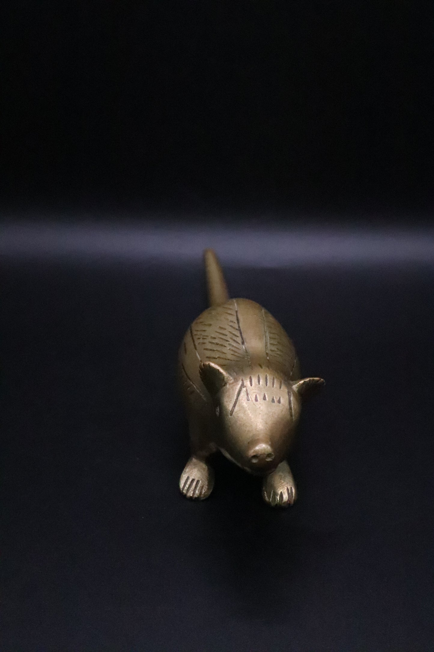 VINTAGE ETCHED BRASS MOUSE