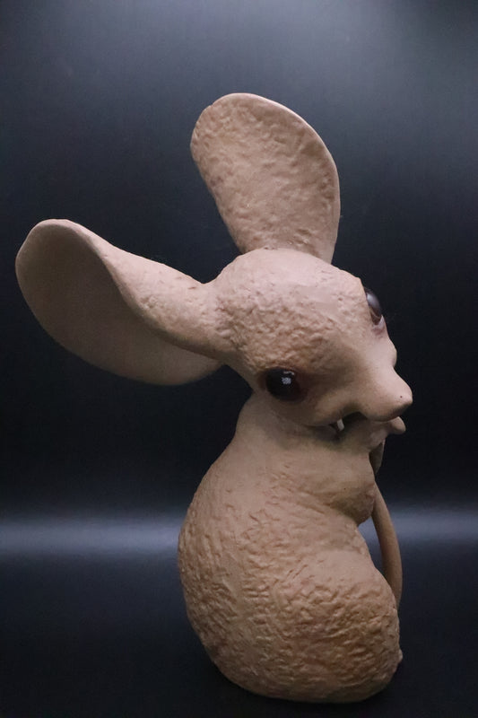 VINTAGE ANTHONY FREEMAN MCFARLIN STUDIO SHY BIG EARED MOUSE
