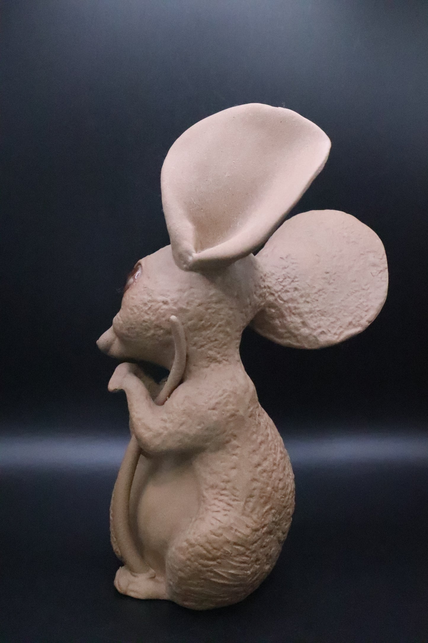 VINTAGE ANTHONY FREEMAN MCFARLIN STUDIO SHY BIG EARED MOUSE