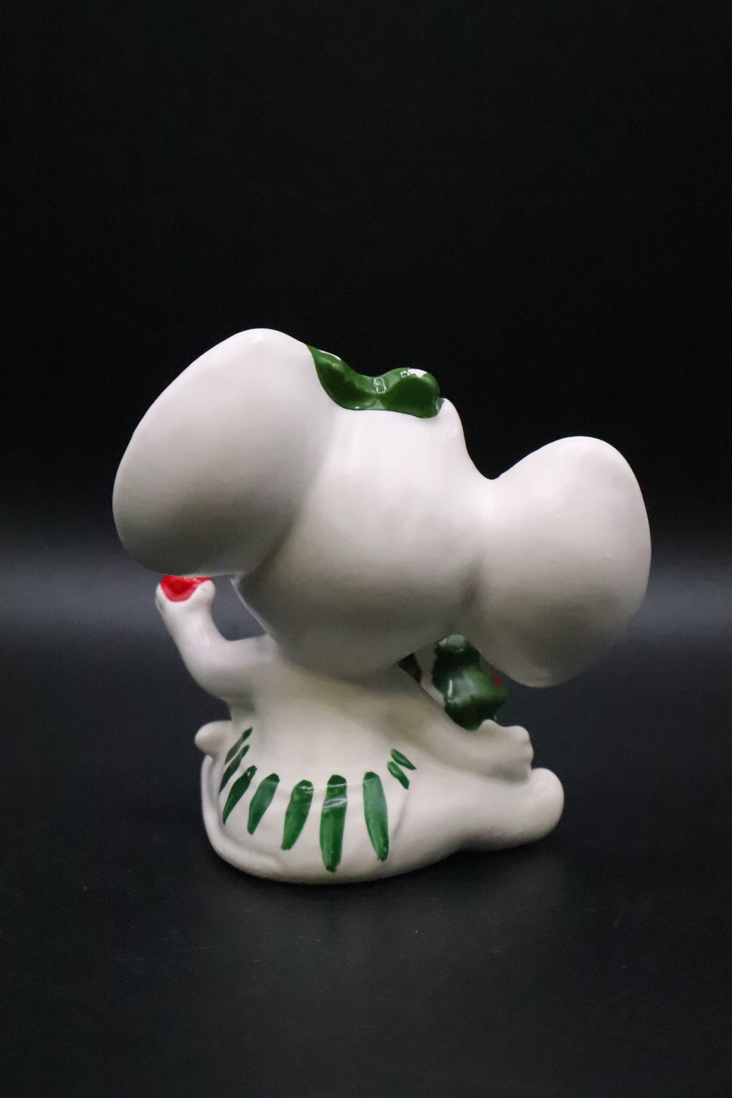 VINTAGE NAPCOWARE CERAMIC MOUSE WITH TREE