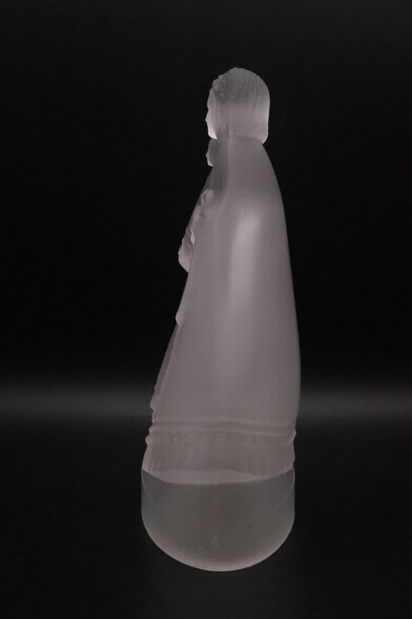 VINTAGE CAMPHOR FROSTED GLASS MOTHER AND CHILD