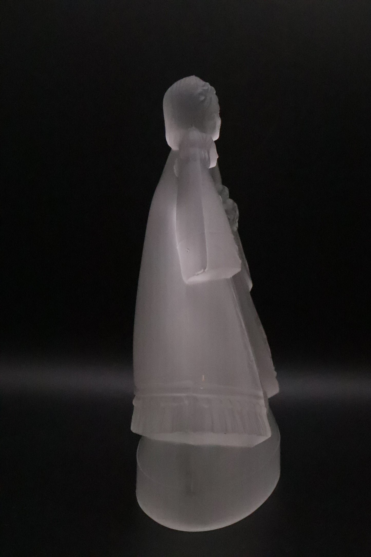 VINTAGE CAMPHOR FROSTED GLASS MOTHER AND CHILD