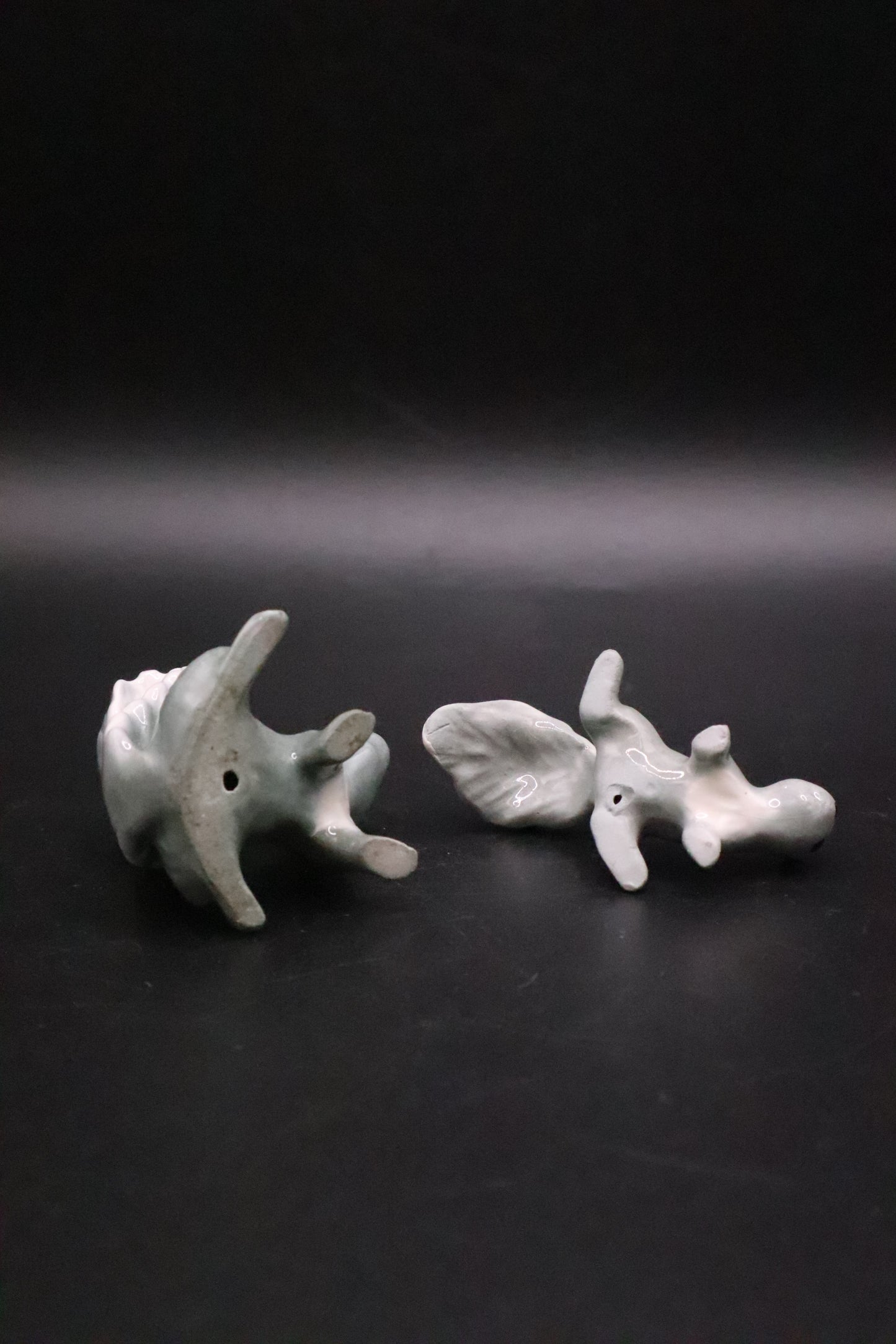 VINTAGE HAGEN RENAKER MINI GRAY SQUIRREL CERAMIC FIGURINES SET OF 2