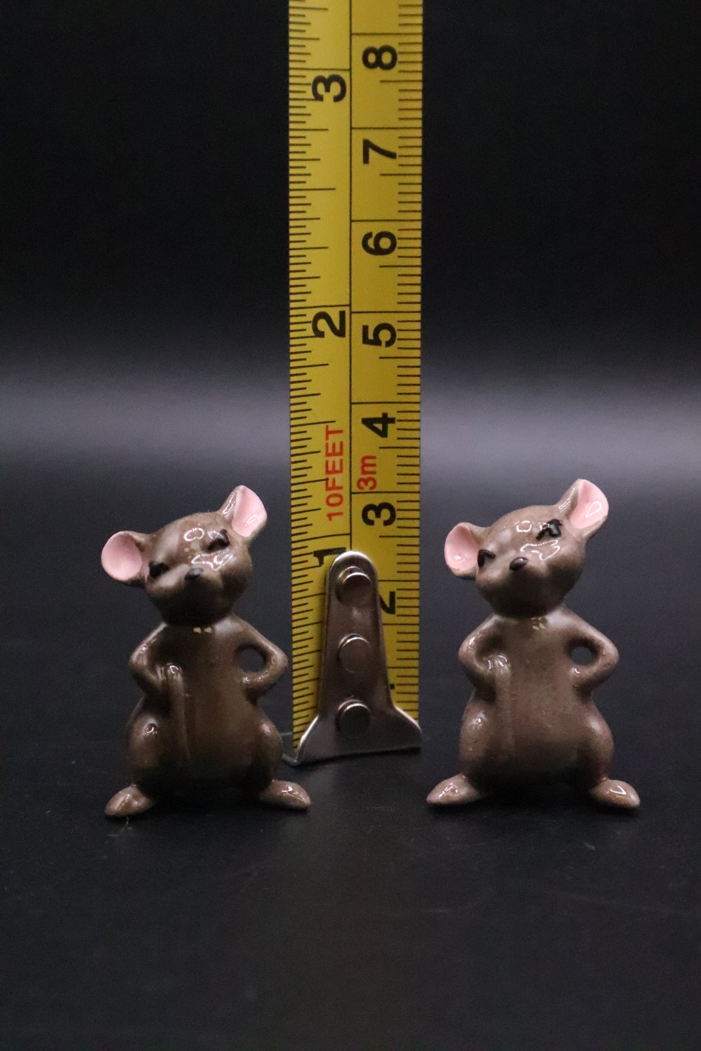 VINTAGE HAGEN RENAKER CERAMIC MINI MOUSE FIGURINES SET OF 2