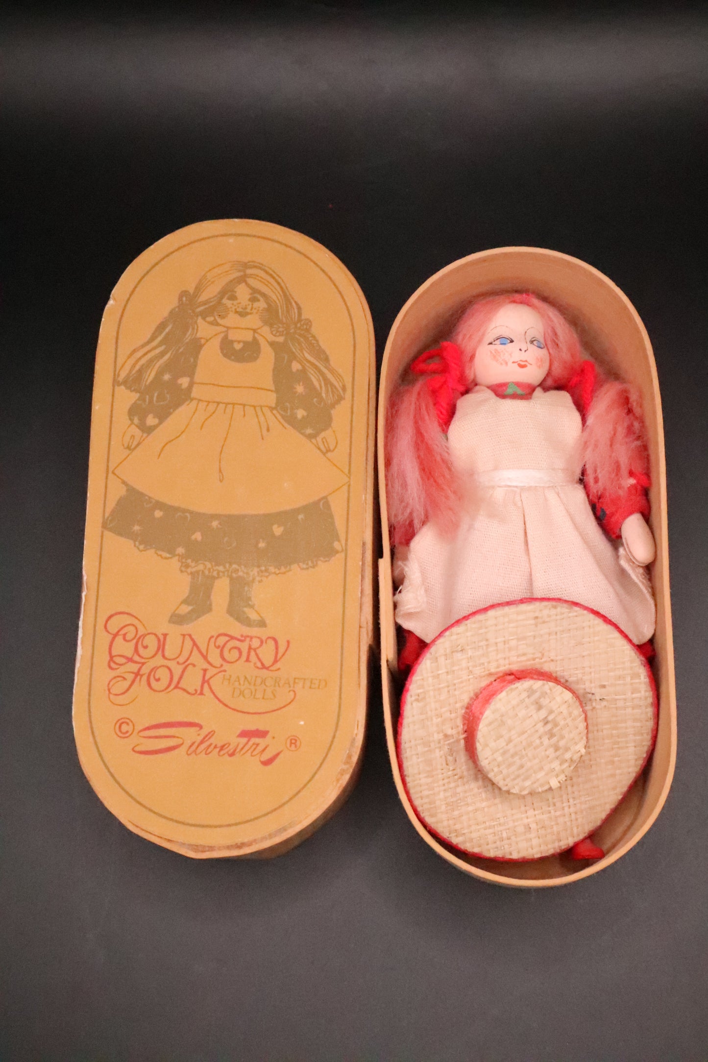 VINTAGE SILVESTRI COUNTRY FOLK HANDCRAFTED WOODEN DOLL