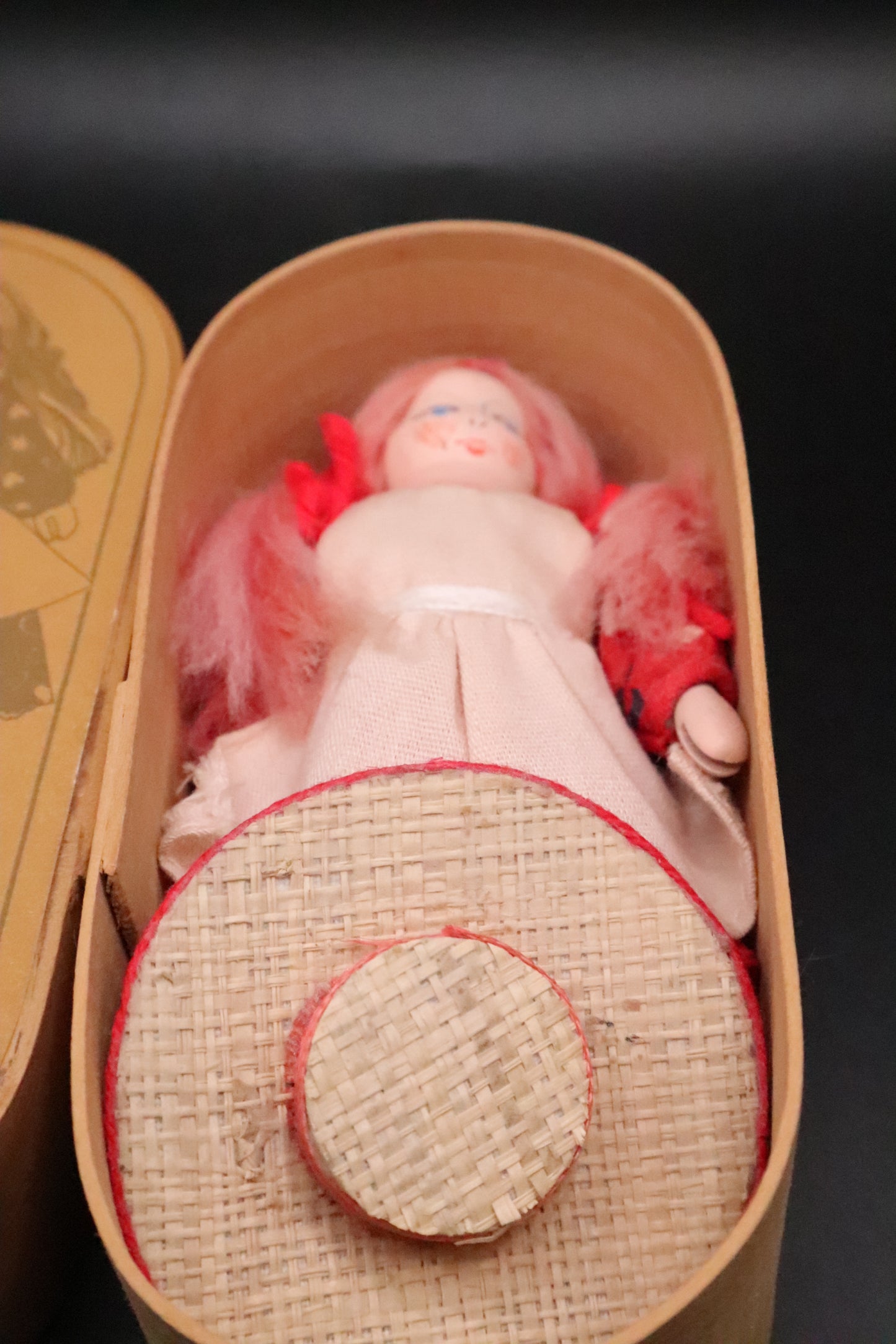 VINTAGE SILVESTRI COUNTRY FOLK HANDCRAFTED WOODEN DOLL