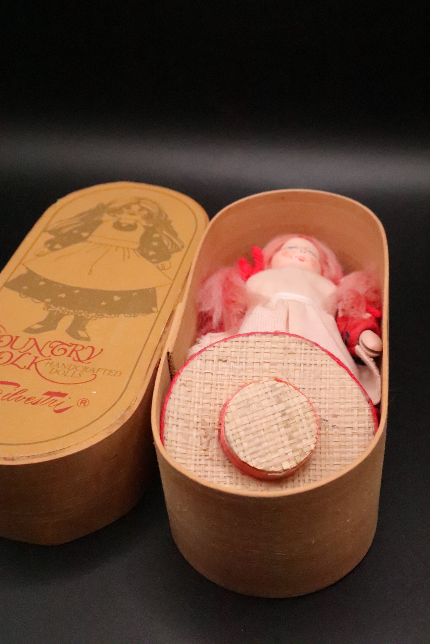 VINTAGE SILVESTRI COUNTRY FOLK HANDCRAFTED WOODEN DOLL