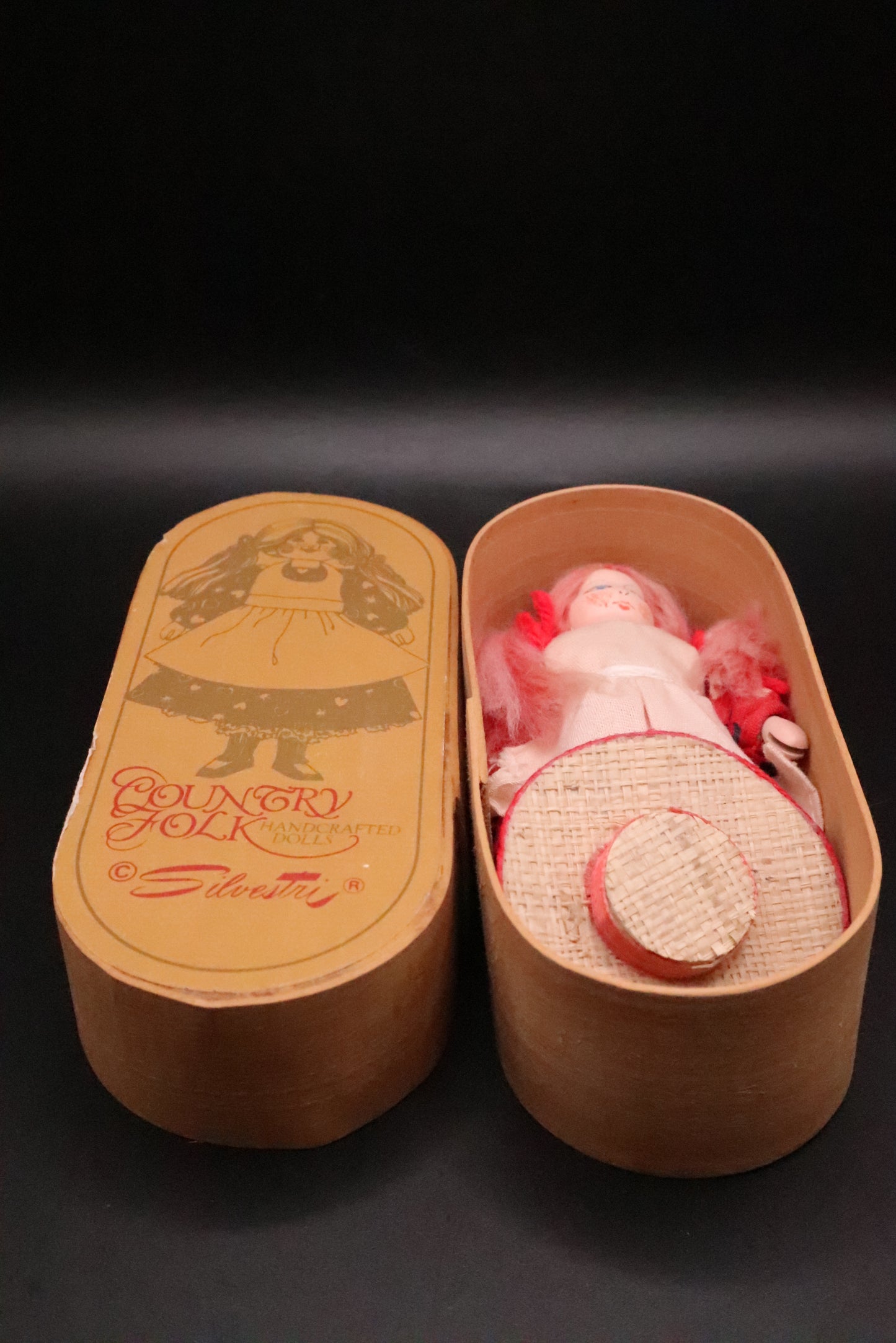 VINTAGE SILVESTRI COUNTRY FOLK HANDCRAFTED WOODEN DOLL