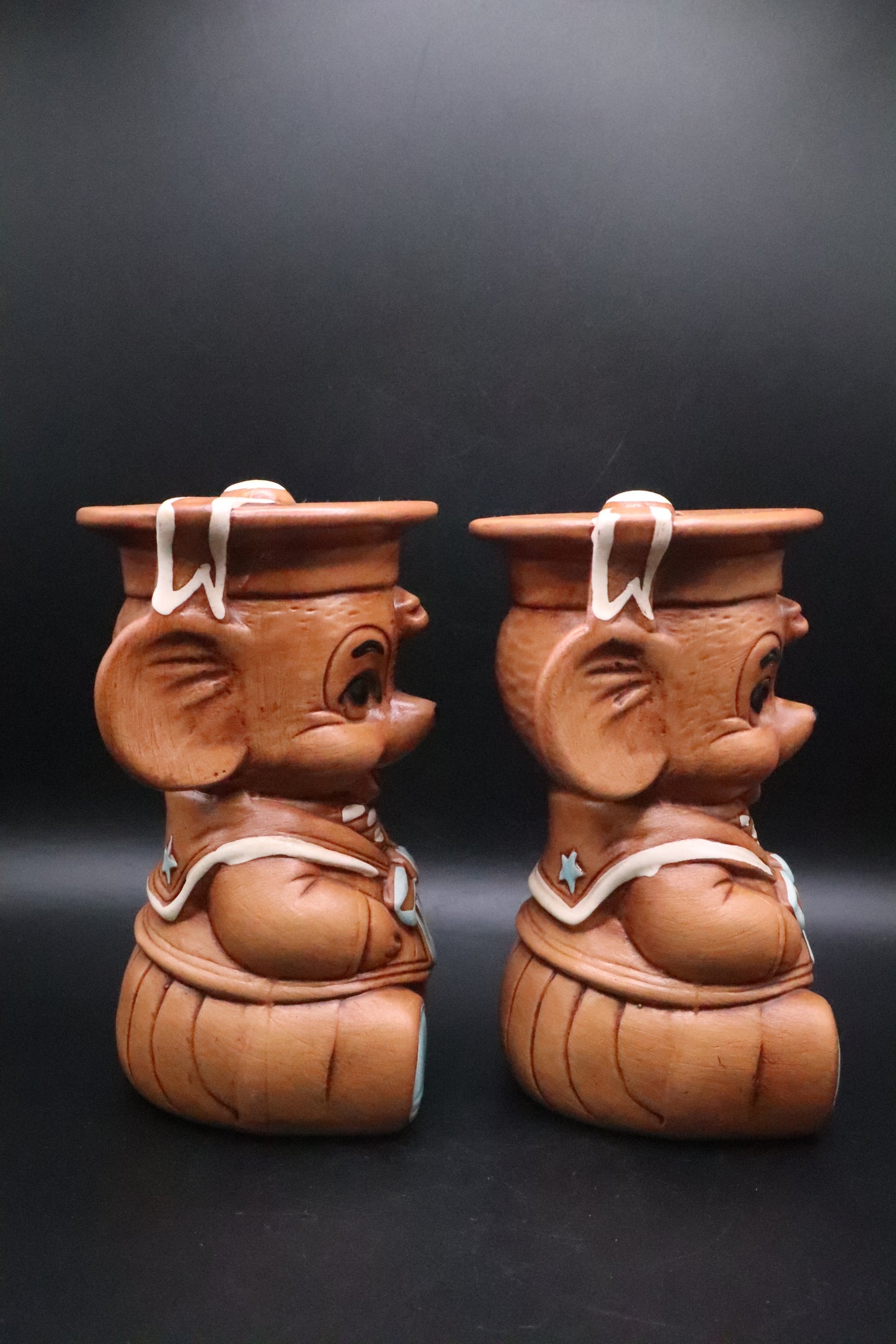 VINTAGE WINTON TWIN SAILOR MILE SHAKERS