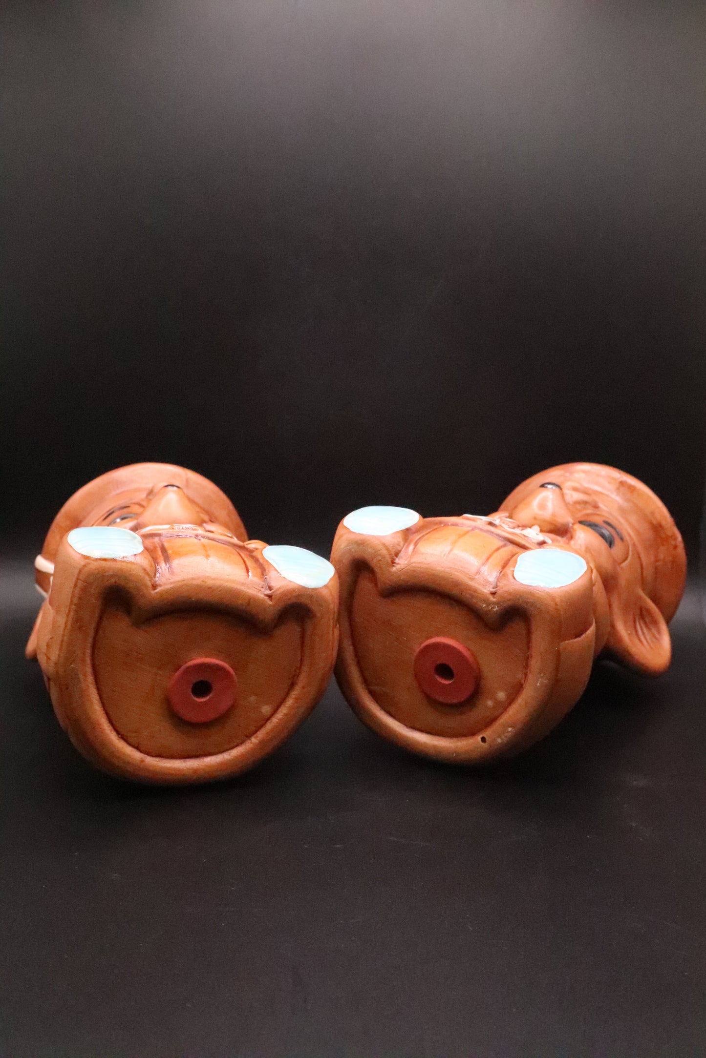 VINTAGE WINTON TWIN SAILOR MILE SHAKERS