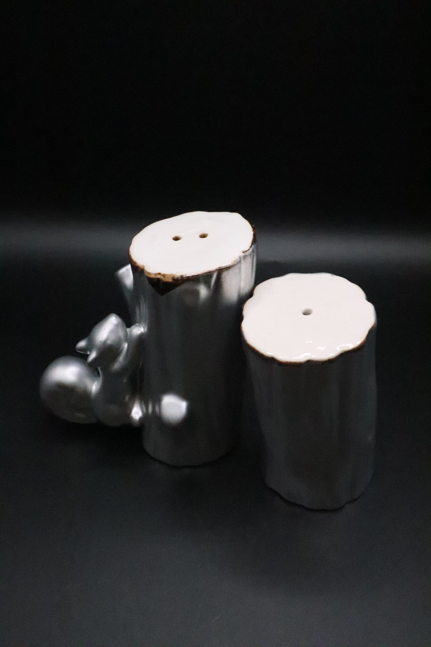 POTTERY BARN CERAMIC SQUIRREL TREE TRUNK SALT AND PEPPER SHAKERS