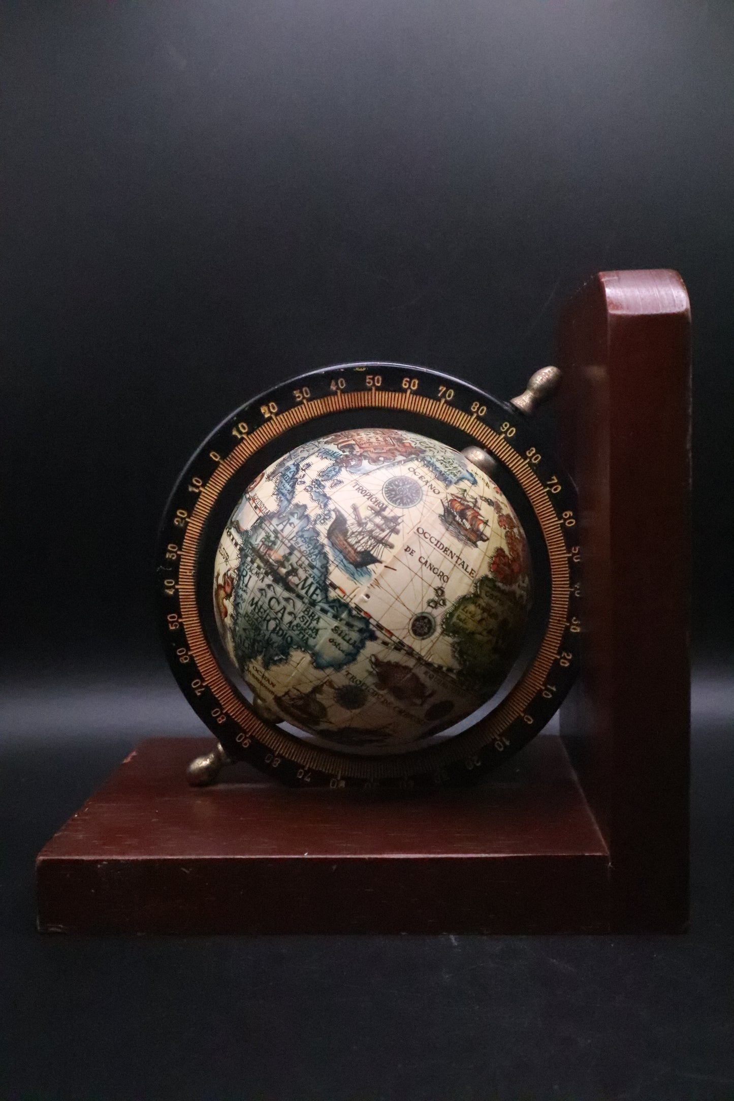 VINTAGE SET OF WOODEN OLD WORLD SPINNING GLOBE BOOKENDS