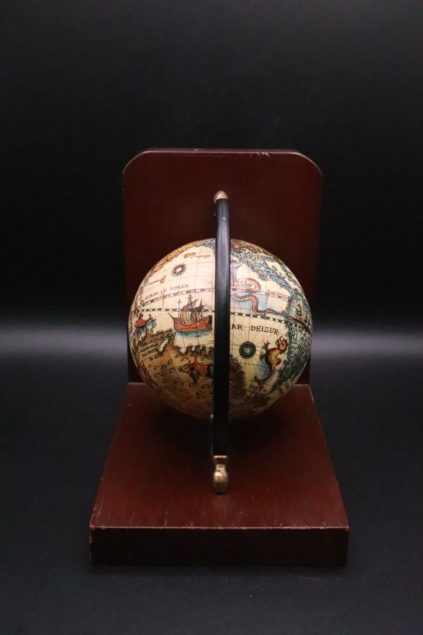 VINTAGE SET OF WOODEN OLD WORLD SPINNING GLOBE BOOKENDS