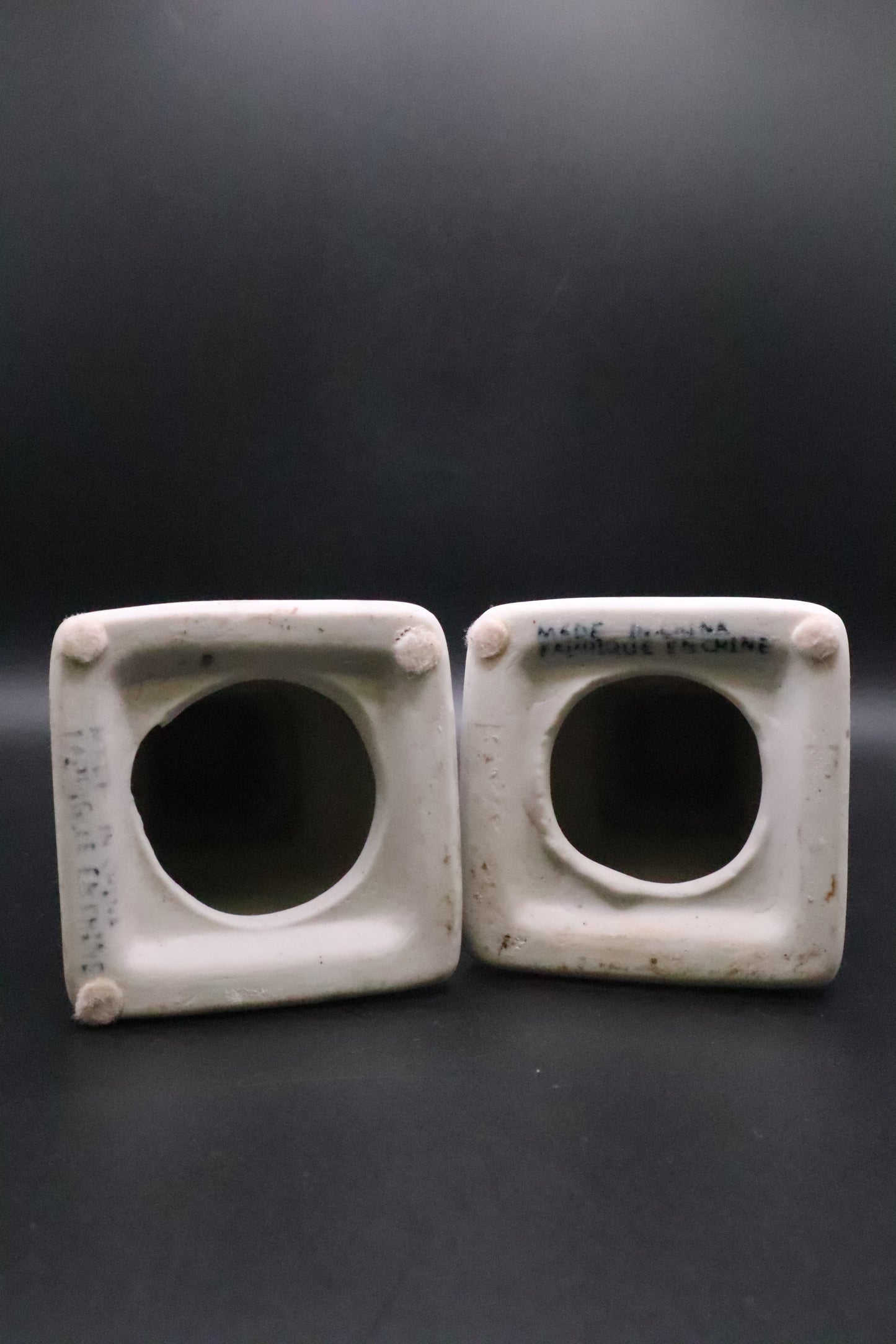 VINTAGE CHINOISERIE BLUE AND WHITE CANDLE HOLDERS (PAIR)