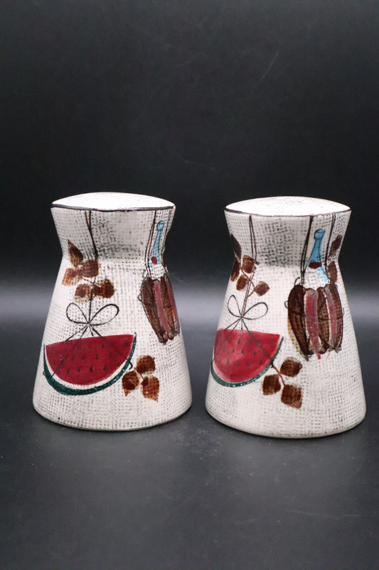 VINTAGE ROYAL SEALY JAPAN JAMAICA SALT AND PEPER
