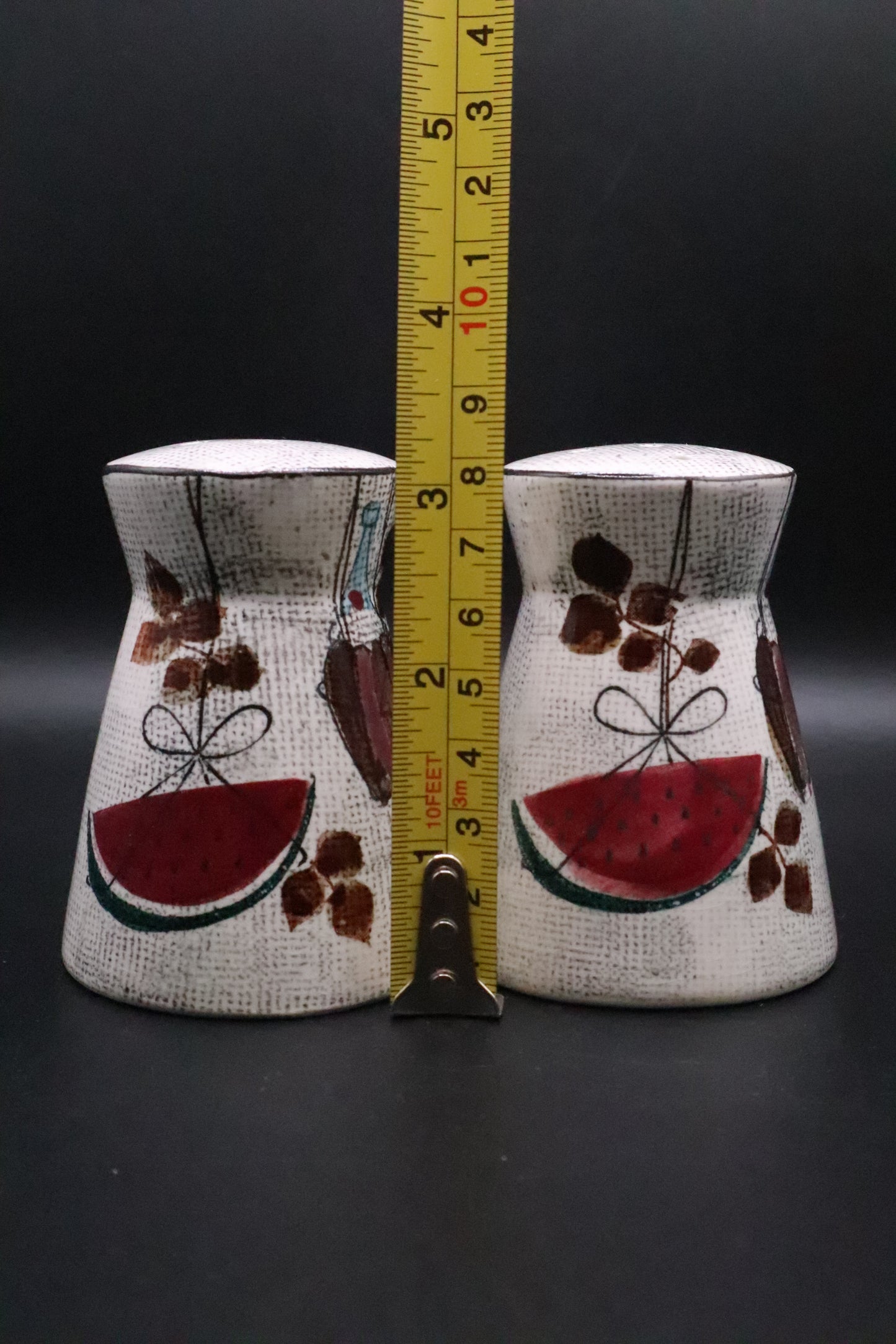 VINTAGE ROYAL SEALY JAPAN JAMAICA SALT AND PEPER