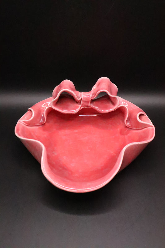 VINTAGE KNOWLES TAYLOR AND KNOWLES CALIFORNIA POTTERY PINK BOWL W/ BOW